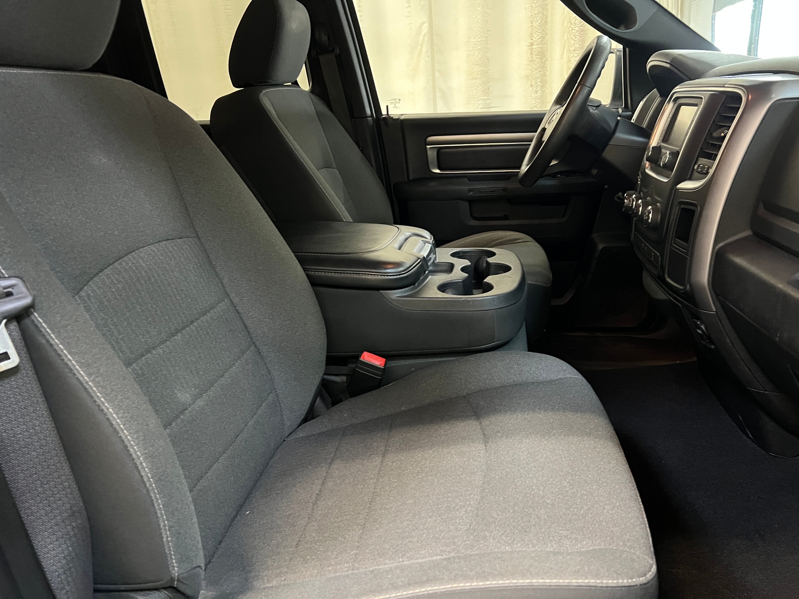 Thumbnail: 2021 RAM 1500 Classic - 2