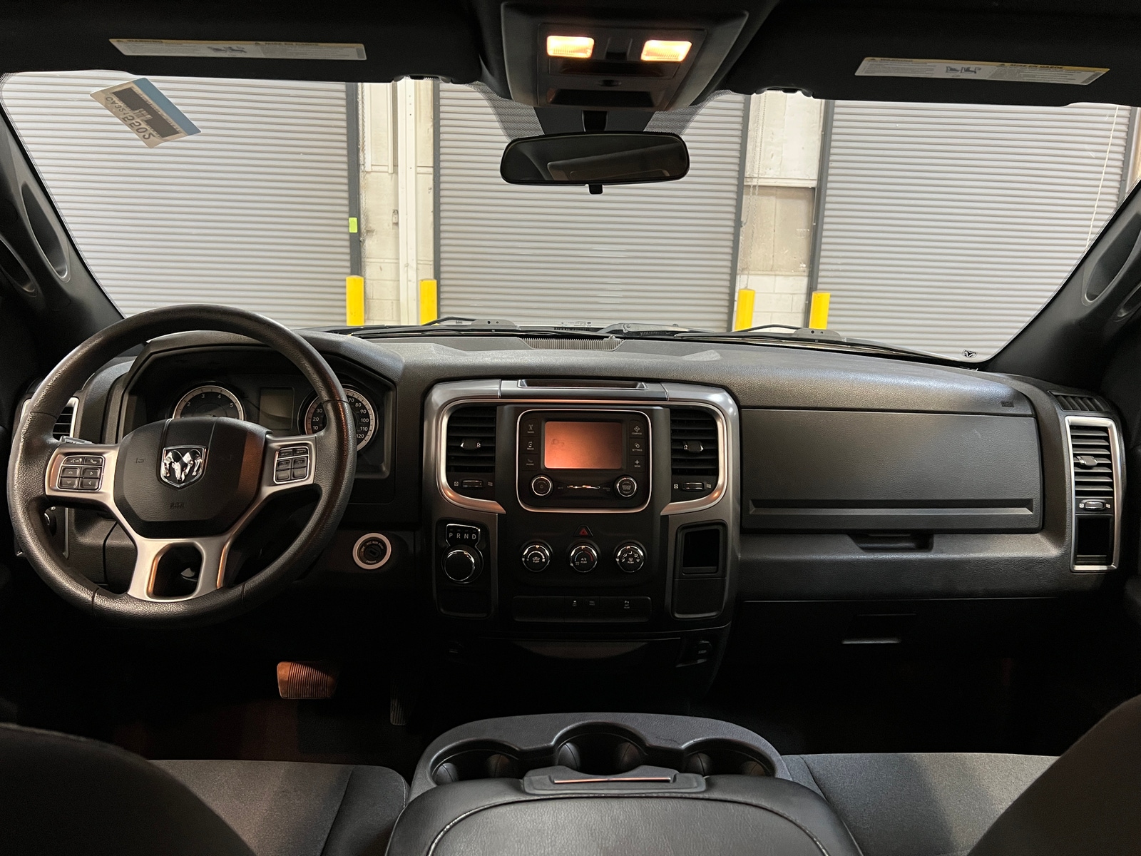Thumbnail: 2021 RAM 1500 Classic - 3