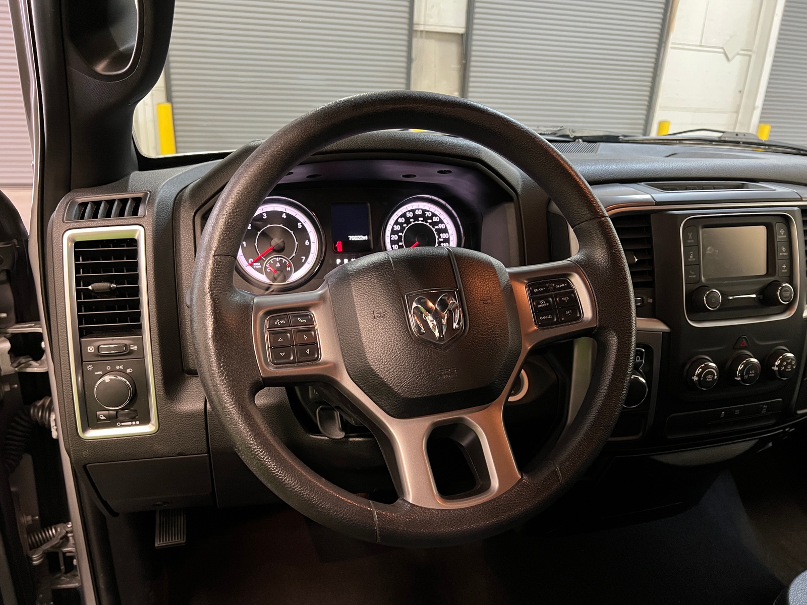 Thumbnail: 2021 RAM 1500 Classic - 5