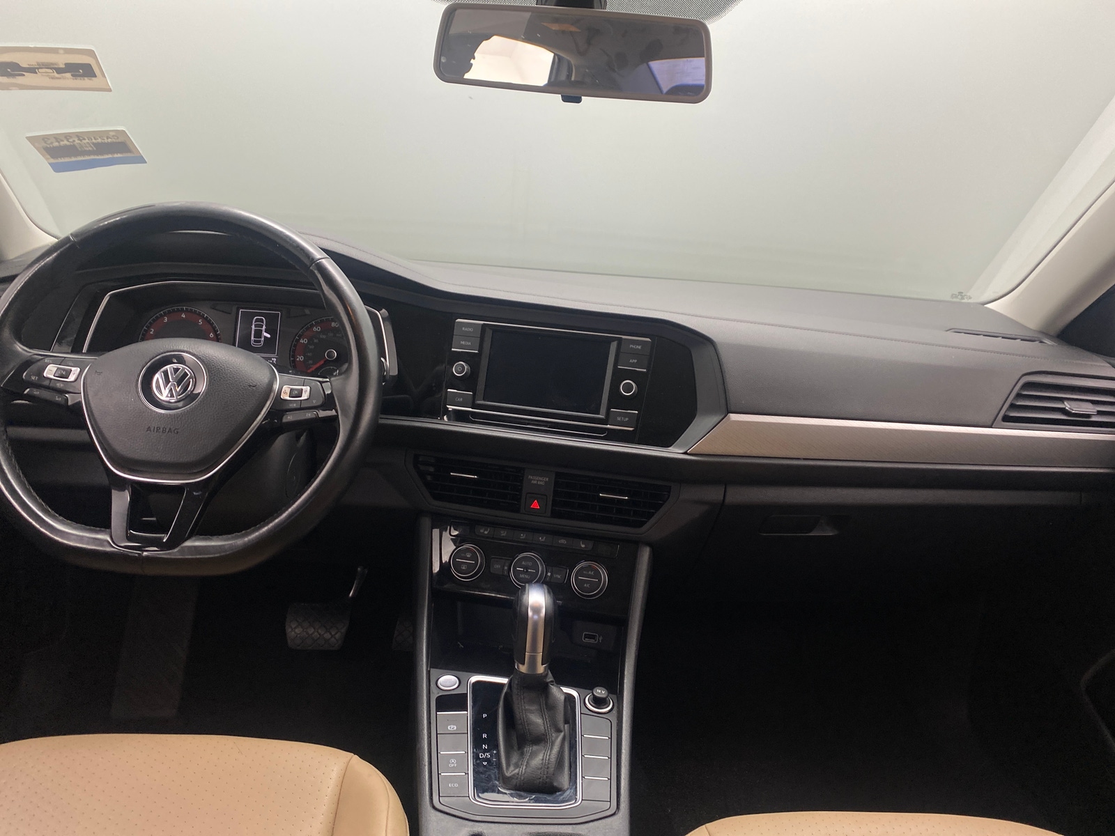 Thumbnail: 2019 Volkswagen Jetta - 2