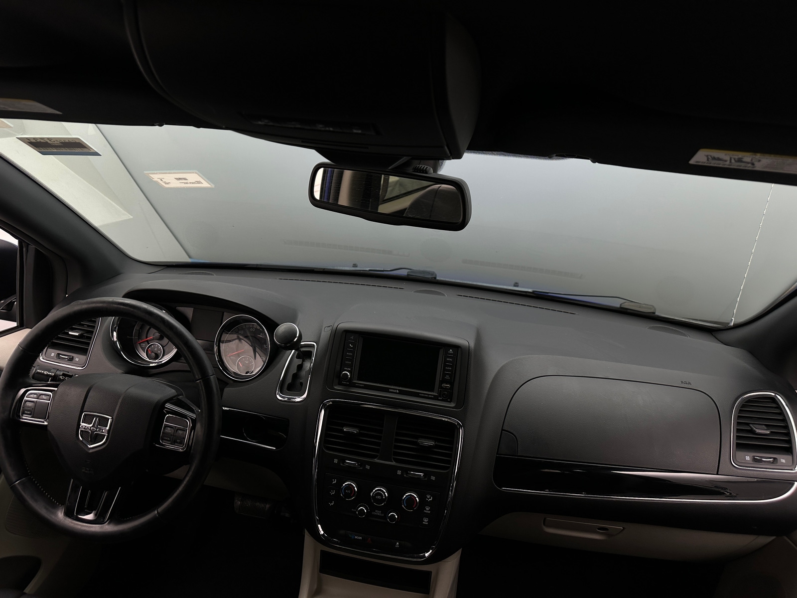 Thumbnail: 2020 Dodge Grand Caravan - 2