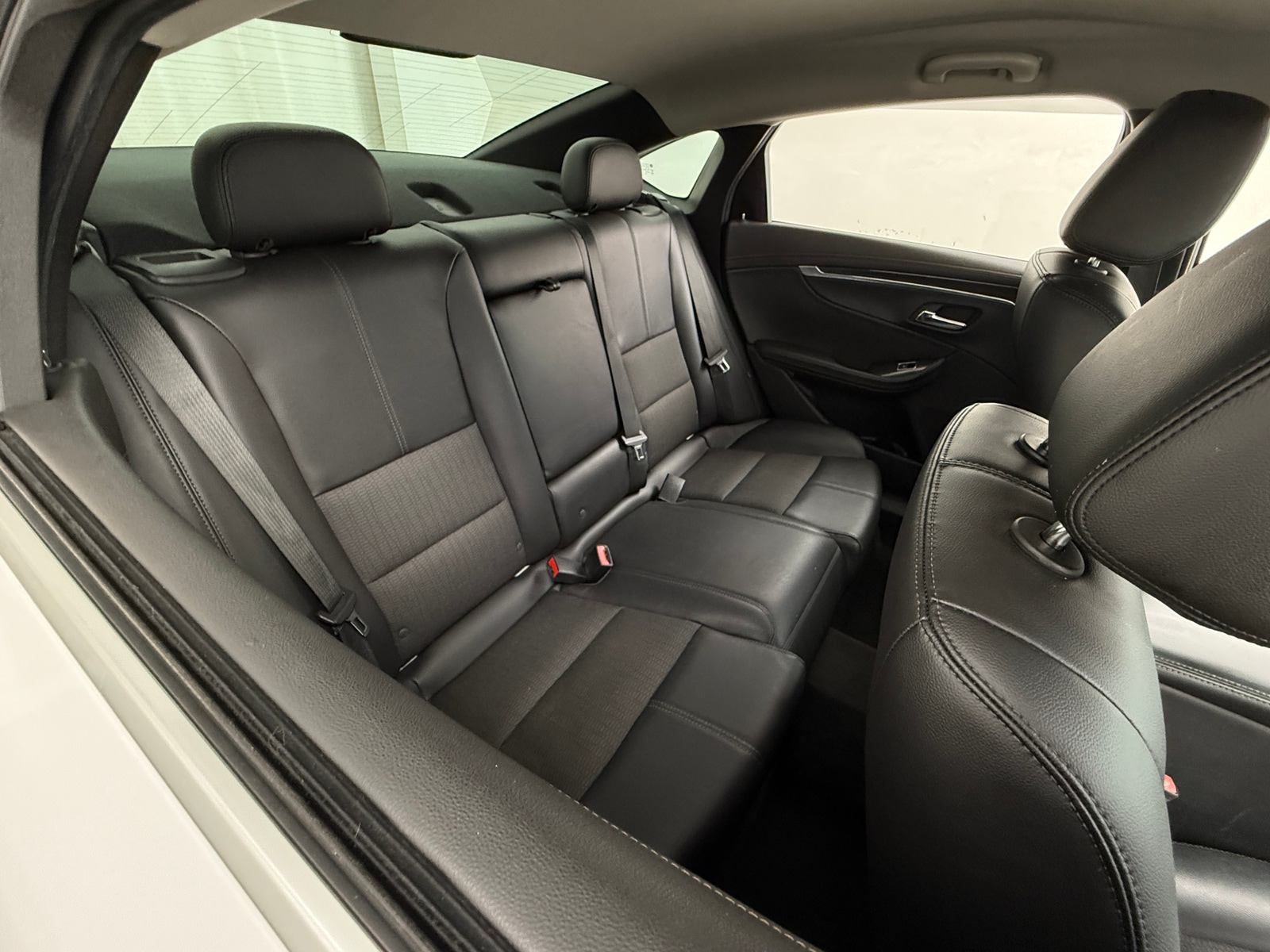 Thumbnail: 2016 Chevrolet Impala - 6