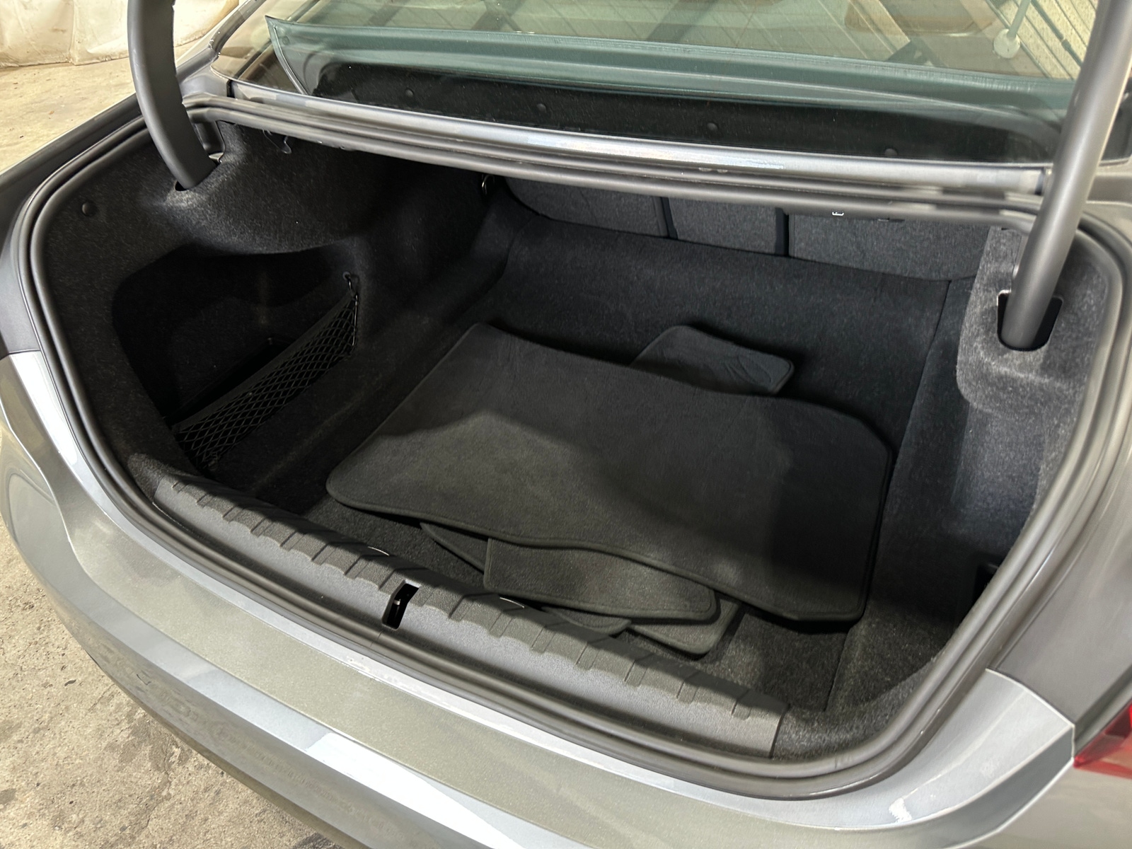 Thumbnail: 2025 BMW 4 Series - 4