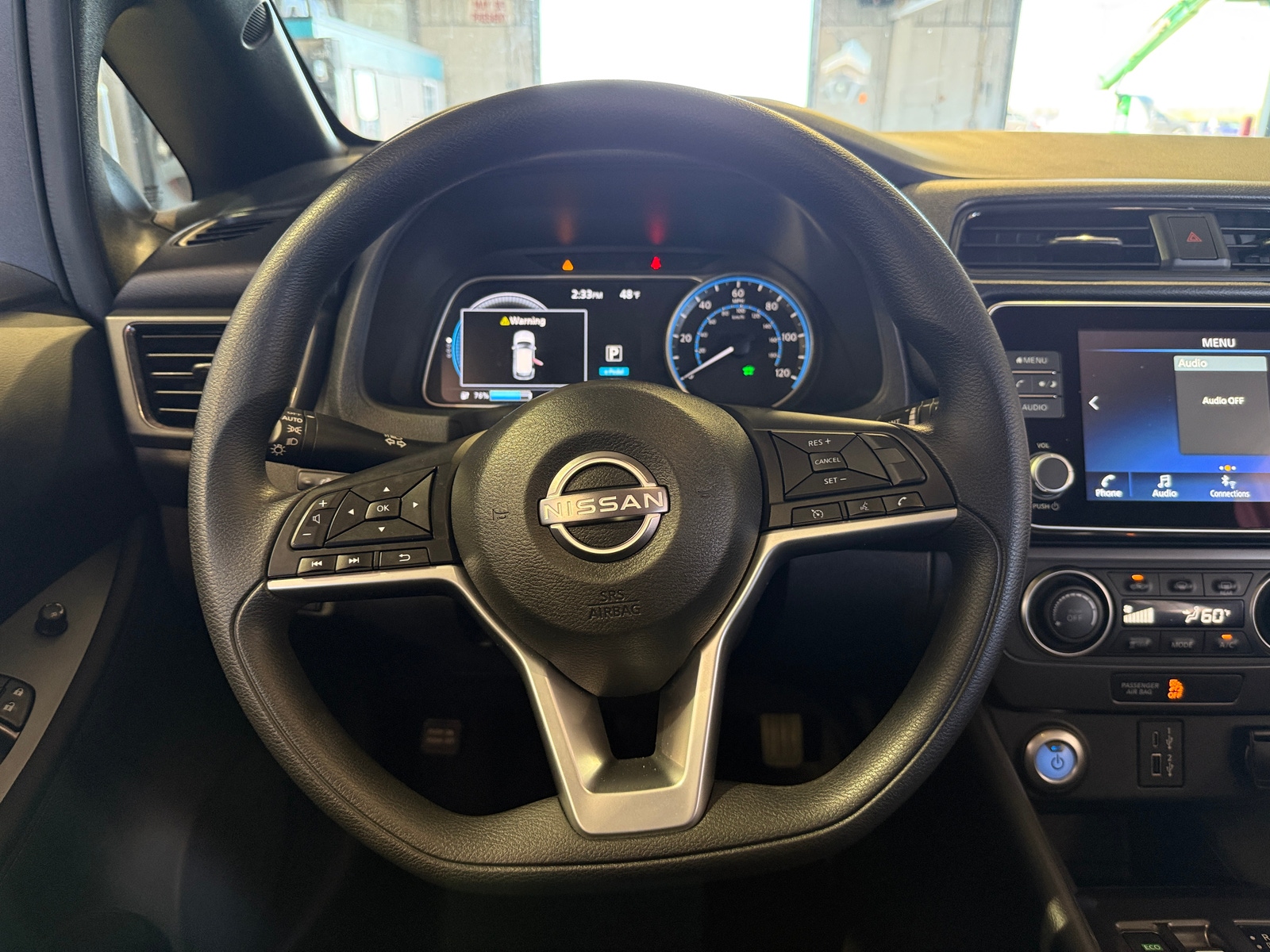 Thumbnail: 2023 Nissan Leaf - 5