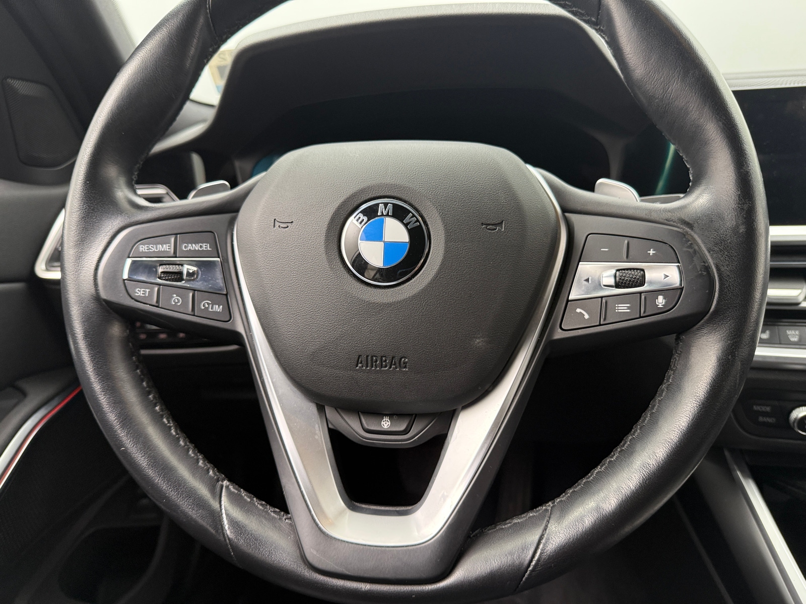 Thumbnail: 2019 BMW 3 Series - 4