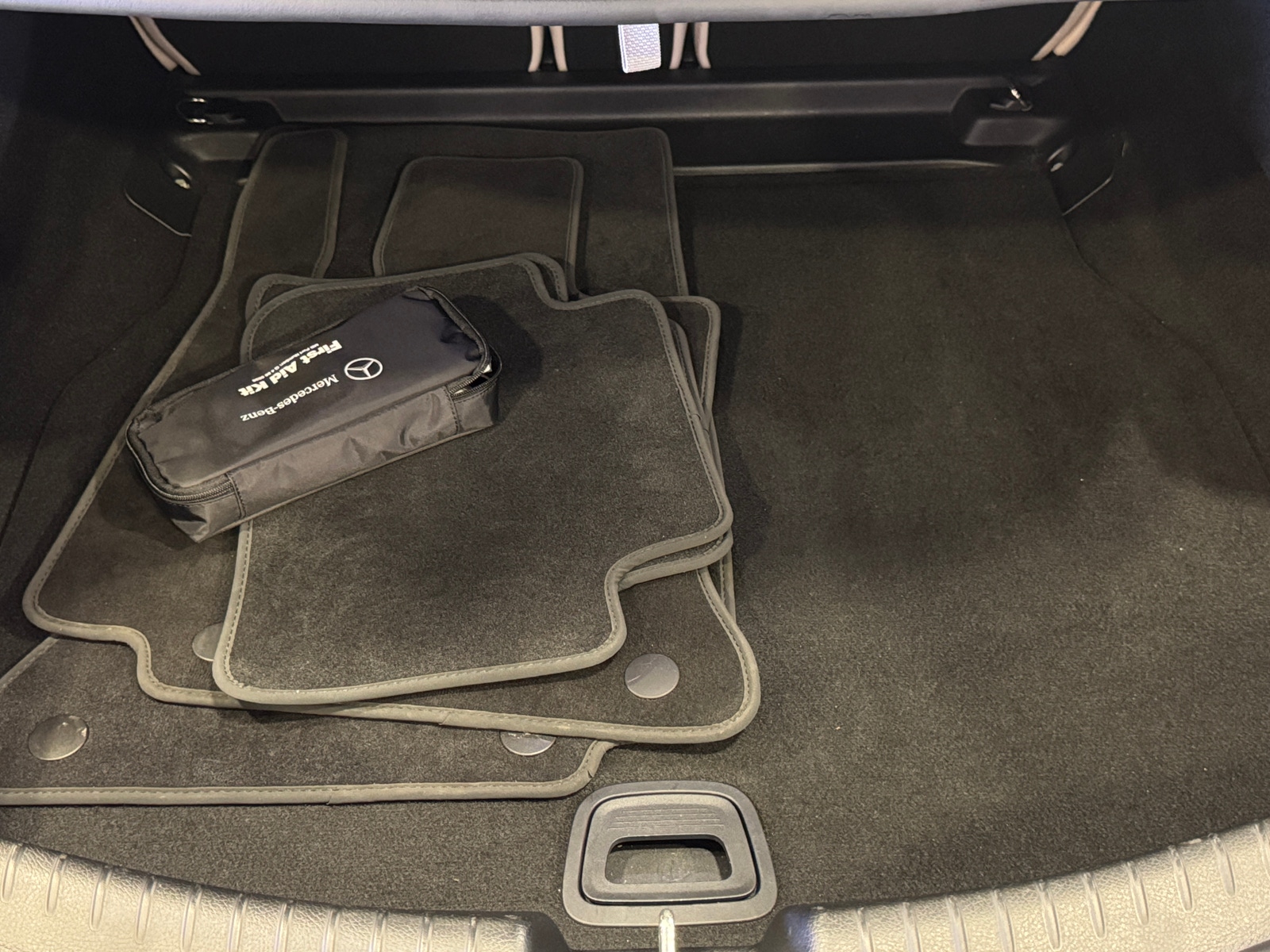 Thumbnail: 2025 Mercedes-Benz CLE - 6