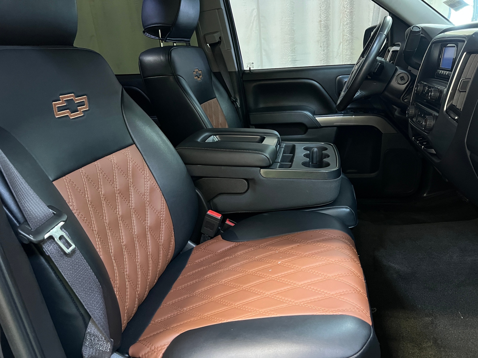 Thumbnail: 2015 Chevrolet Silverado 1500 - 2