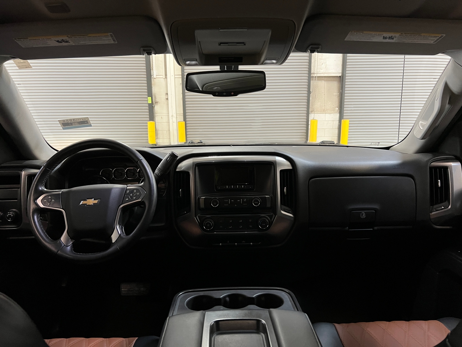 Thumbnail: 2015 Chevrolet Silverado 1500 - 3