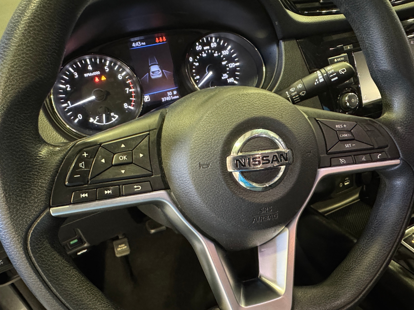 Thumbnail: 2021 Nissan Rogue Sport - 5
