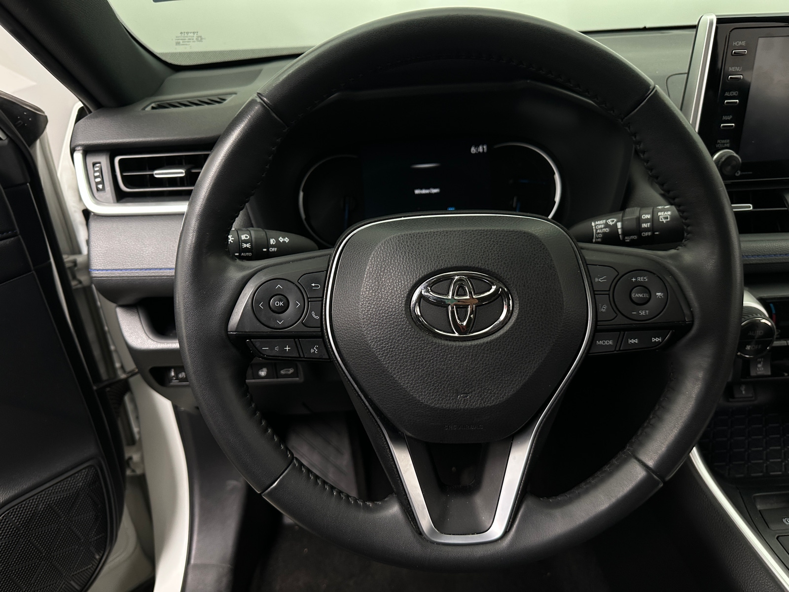 Thumbnail: 2021 Toyota RAV4 - 4