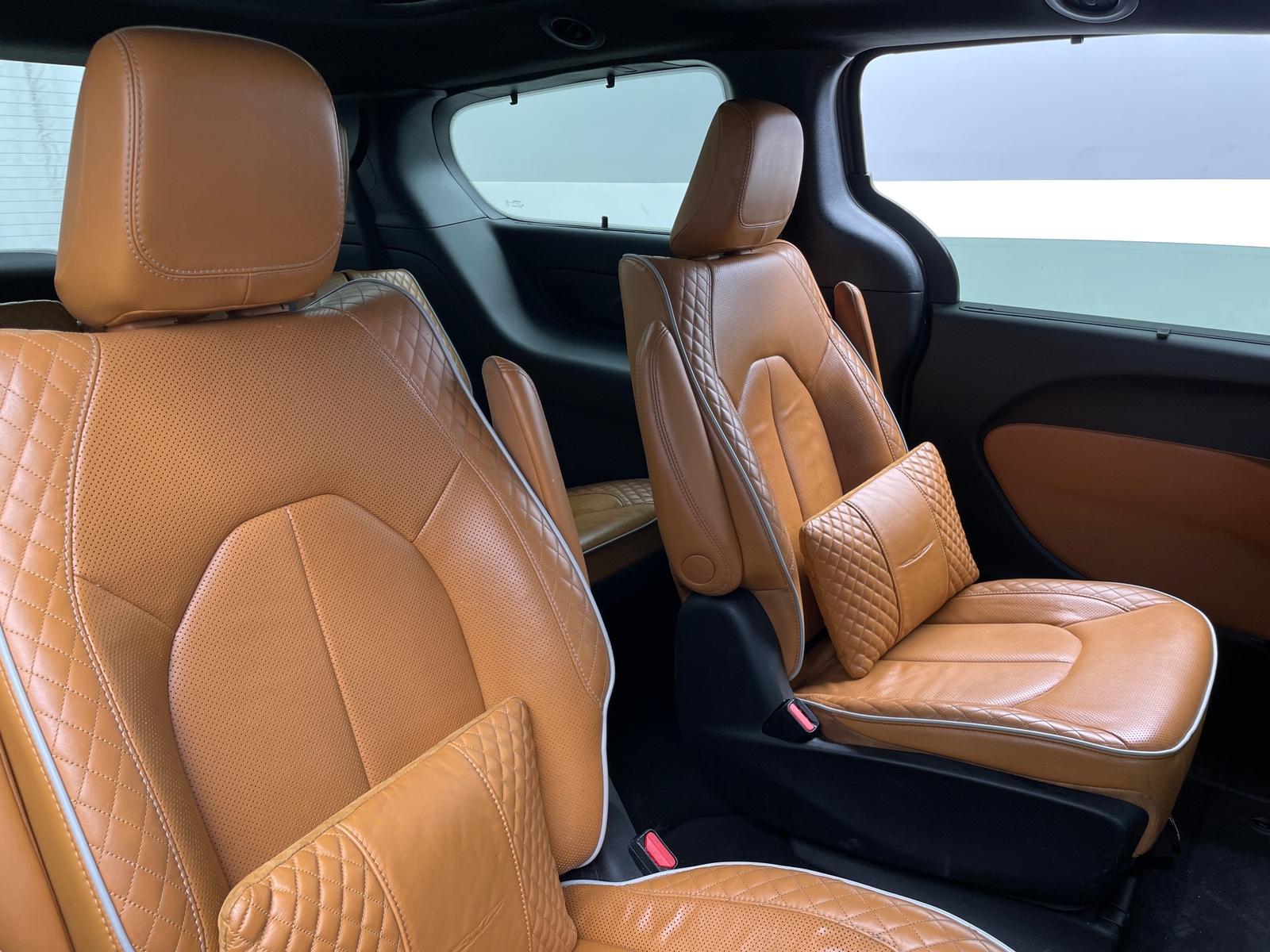 Thumbnail: 2021 Chrysler Pacifica - 5