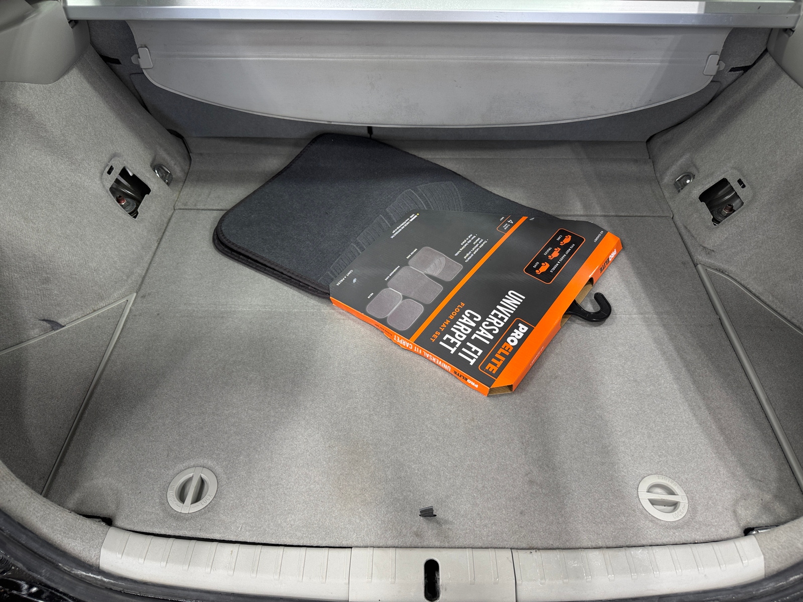 Thumbnail: 2013 Toyota Prius - 7