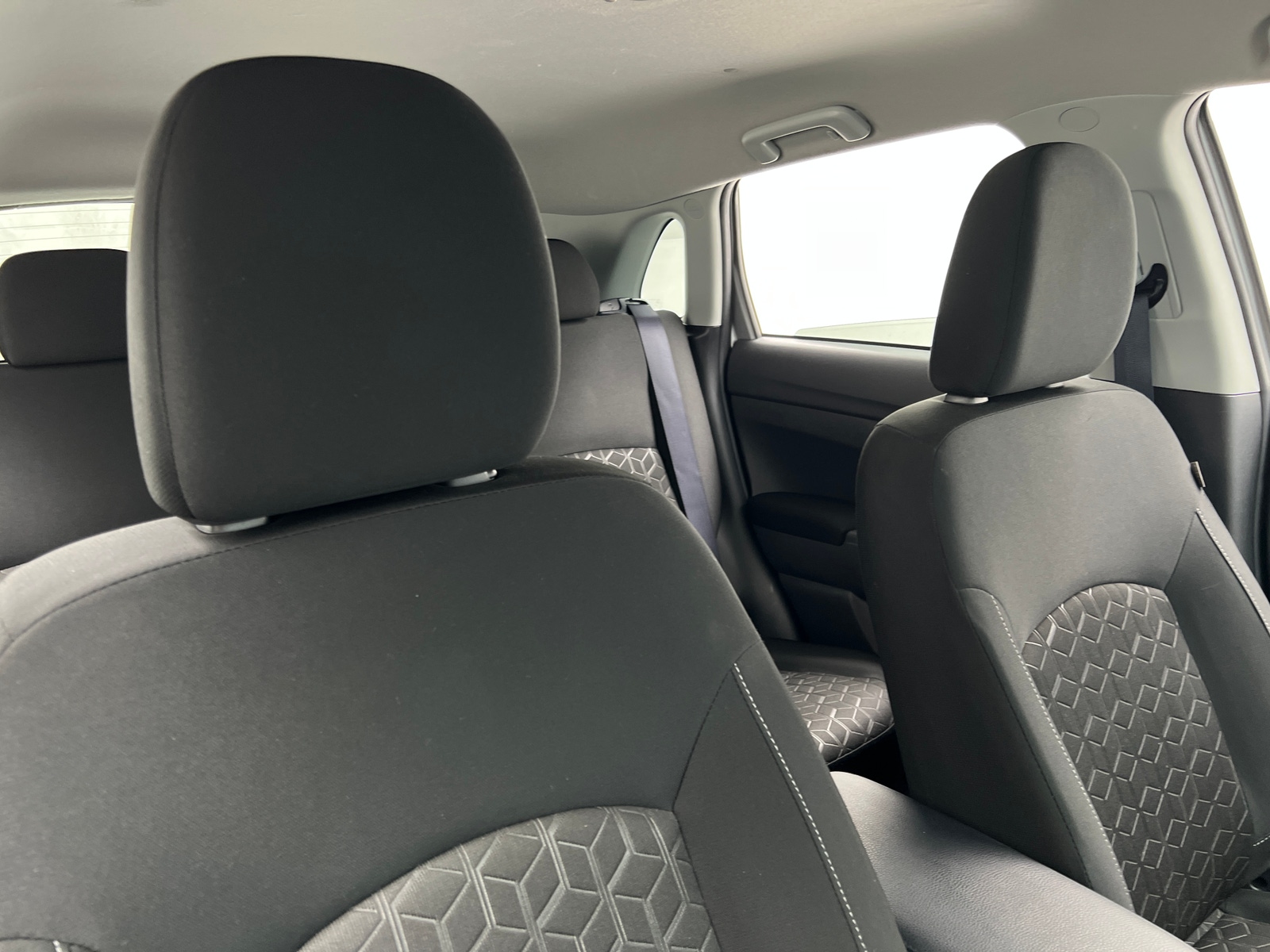 Thumbnail: 2024 Mitsubishi Outlander Sport - 2