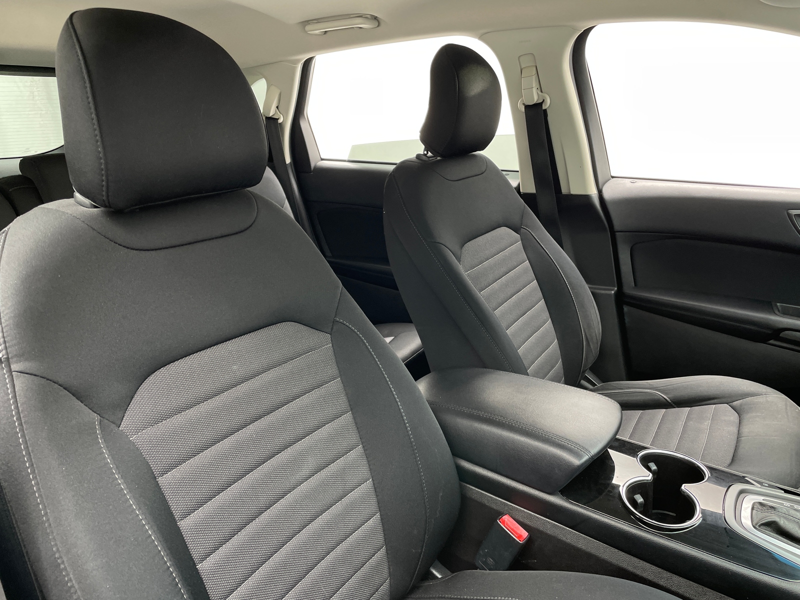 Thumbnail: 2015 Ford Edge - 2