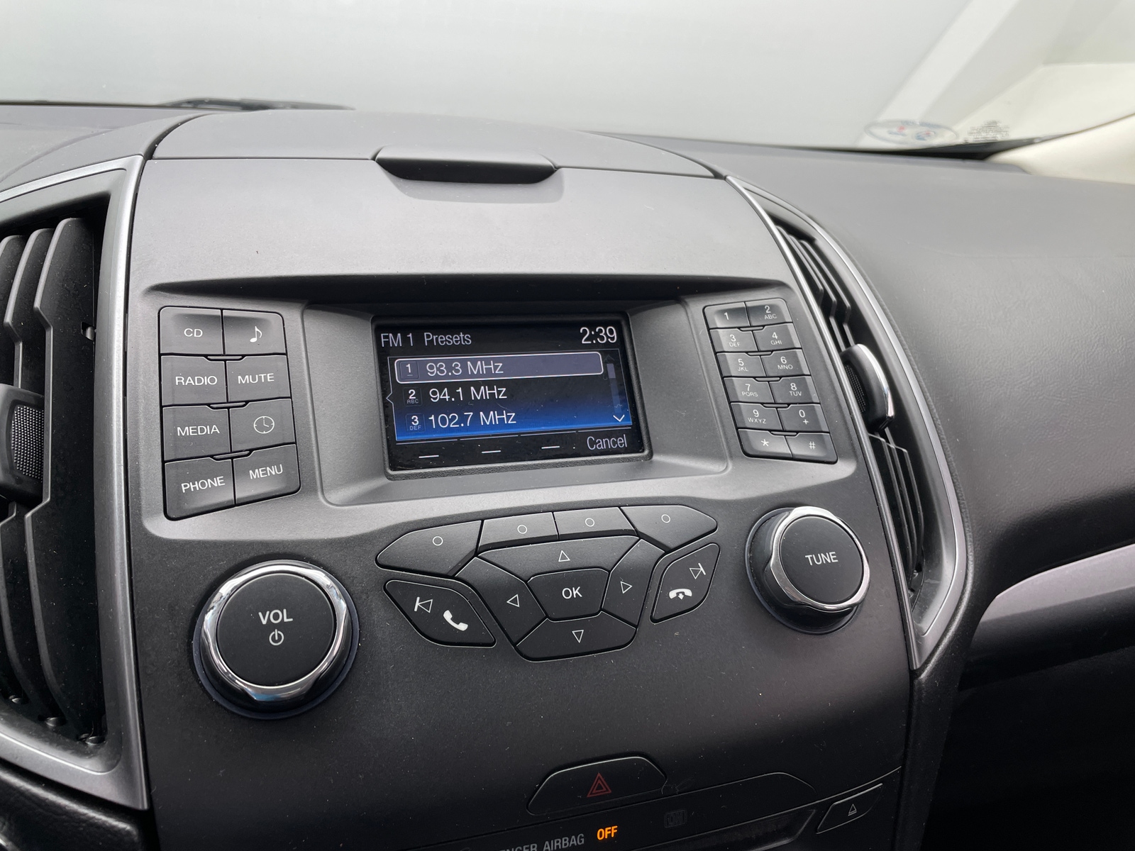 Thumbnail: 2015 Ford Edge - 4