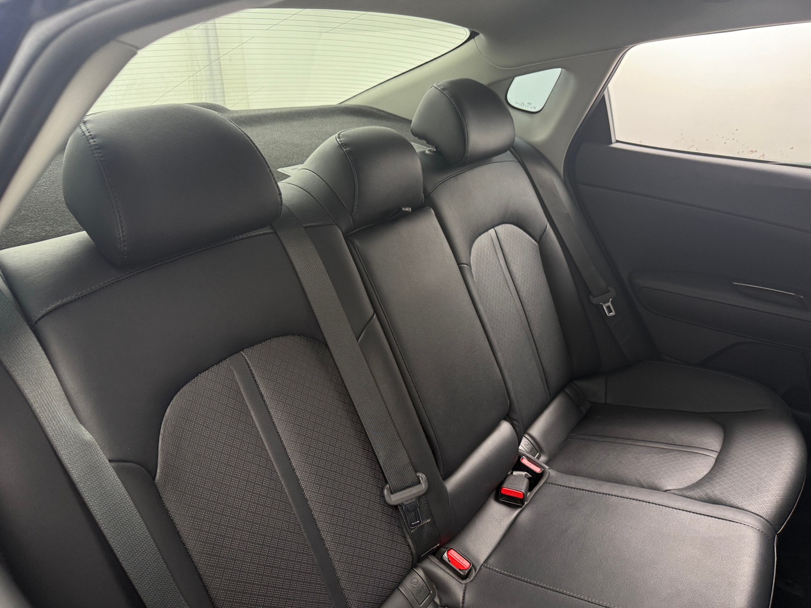 Thumbnail: 2017 Kia Optima - 5
