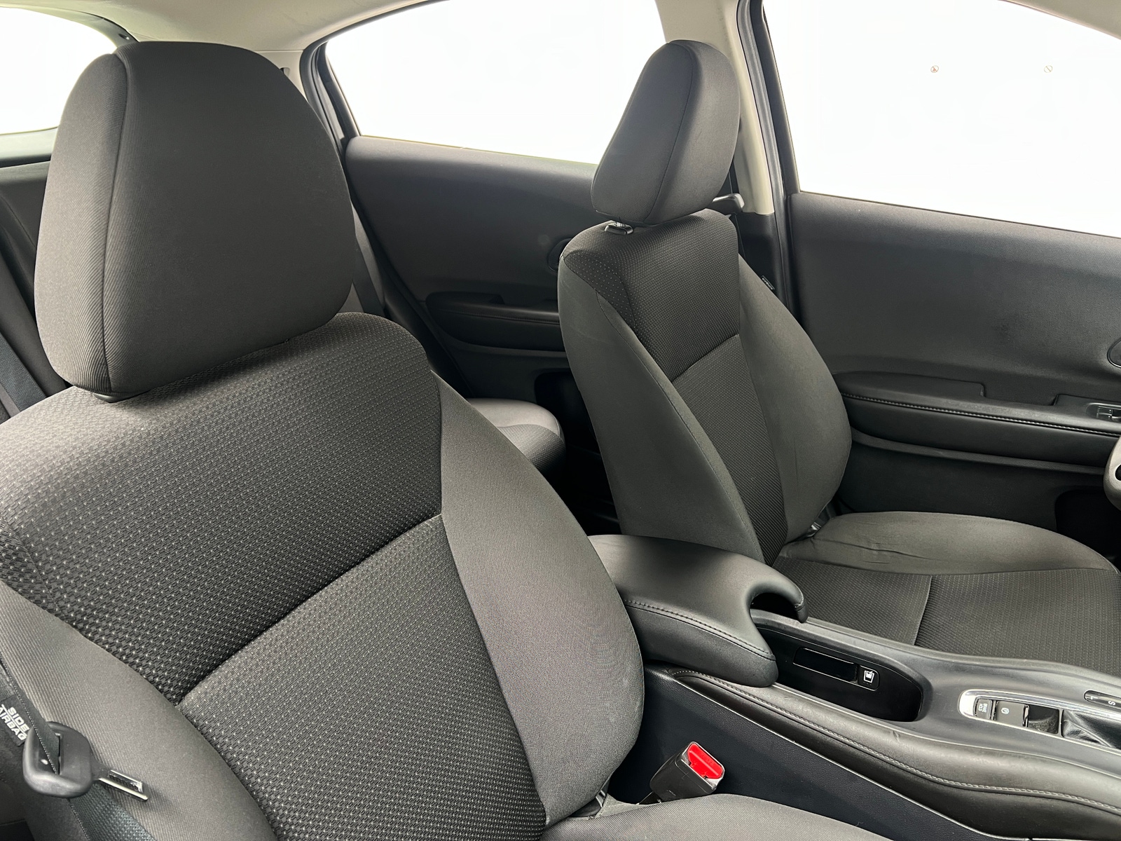 Thumbnail: 2021 Honda HR-V - 2