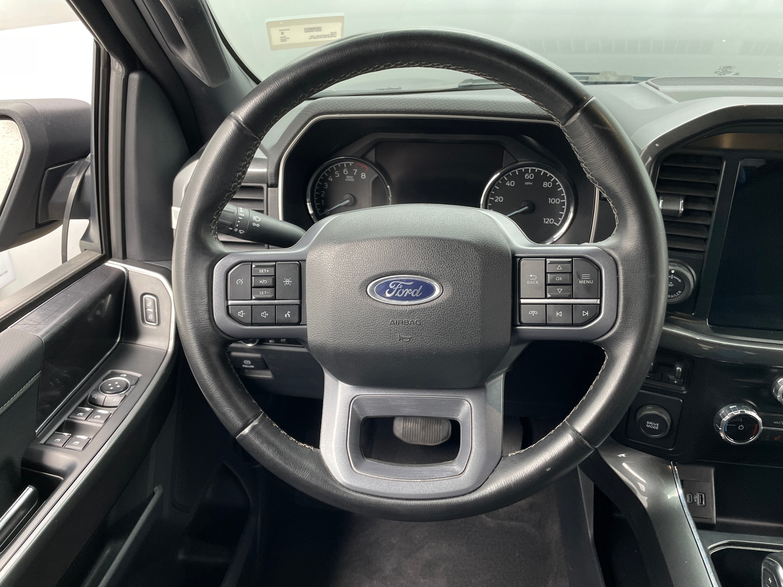 Thumbnail: 2023 Ford Econoline - 5