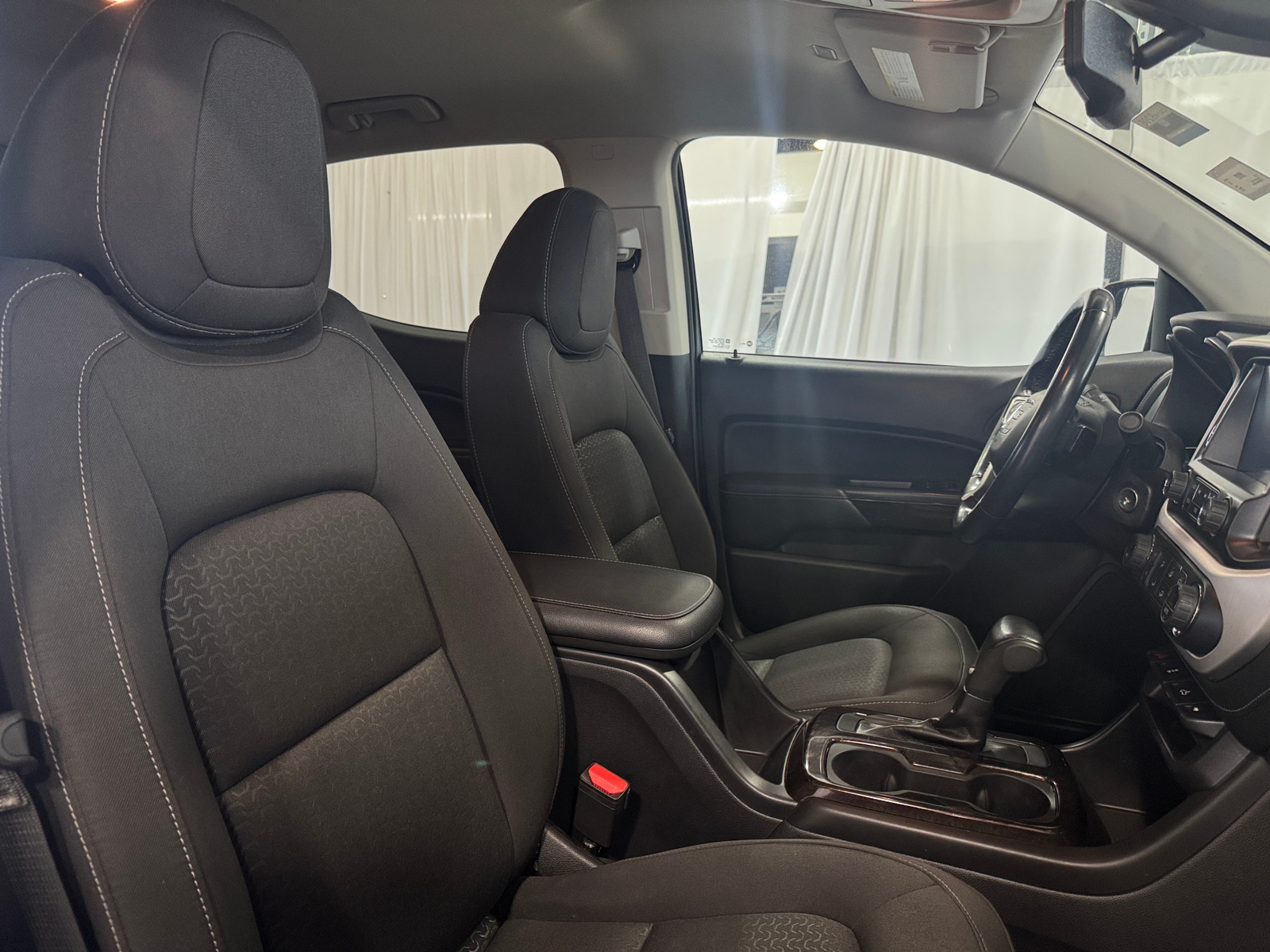 Thumbnail: 2018 GMC Canyon - 2