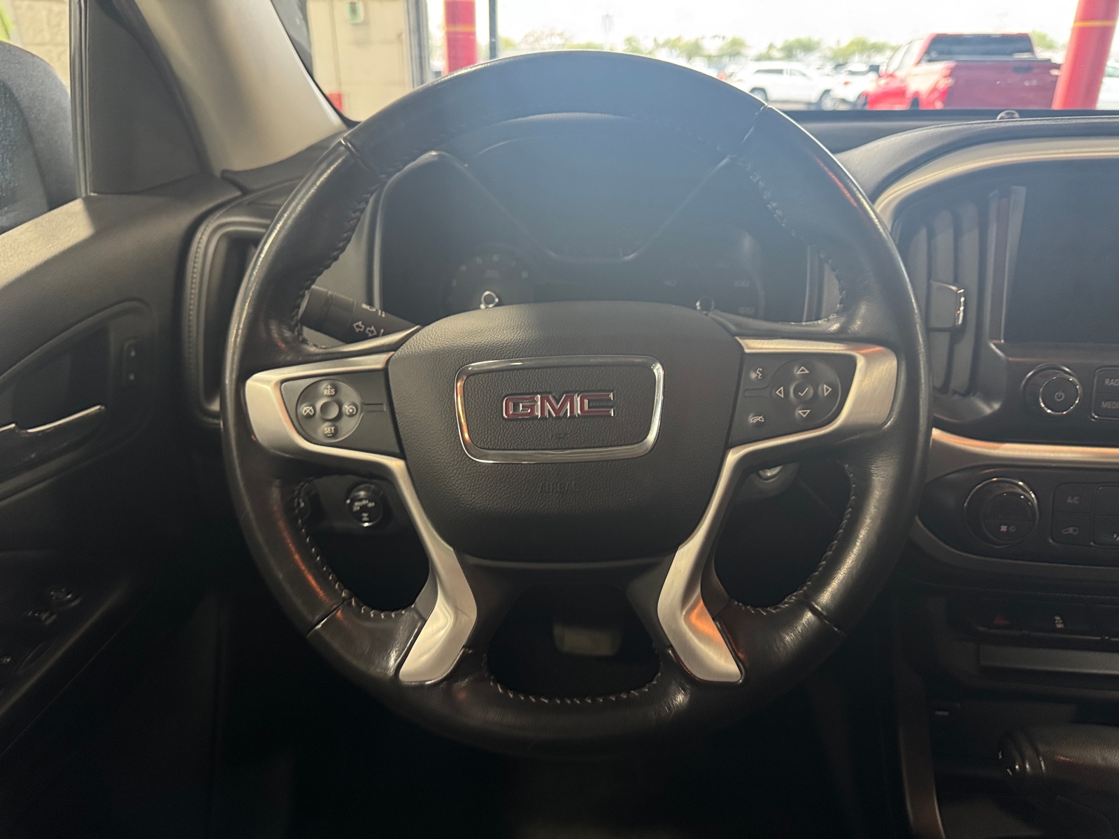 Thumbnail: 2018 GMC Canyon - 5