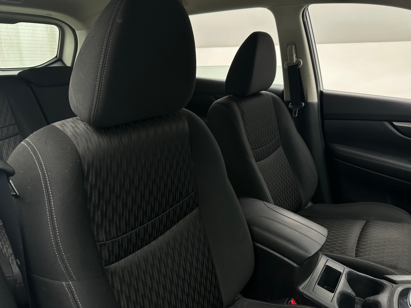 Thumbnail: 2018 Nissan Rogue - 2