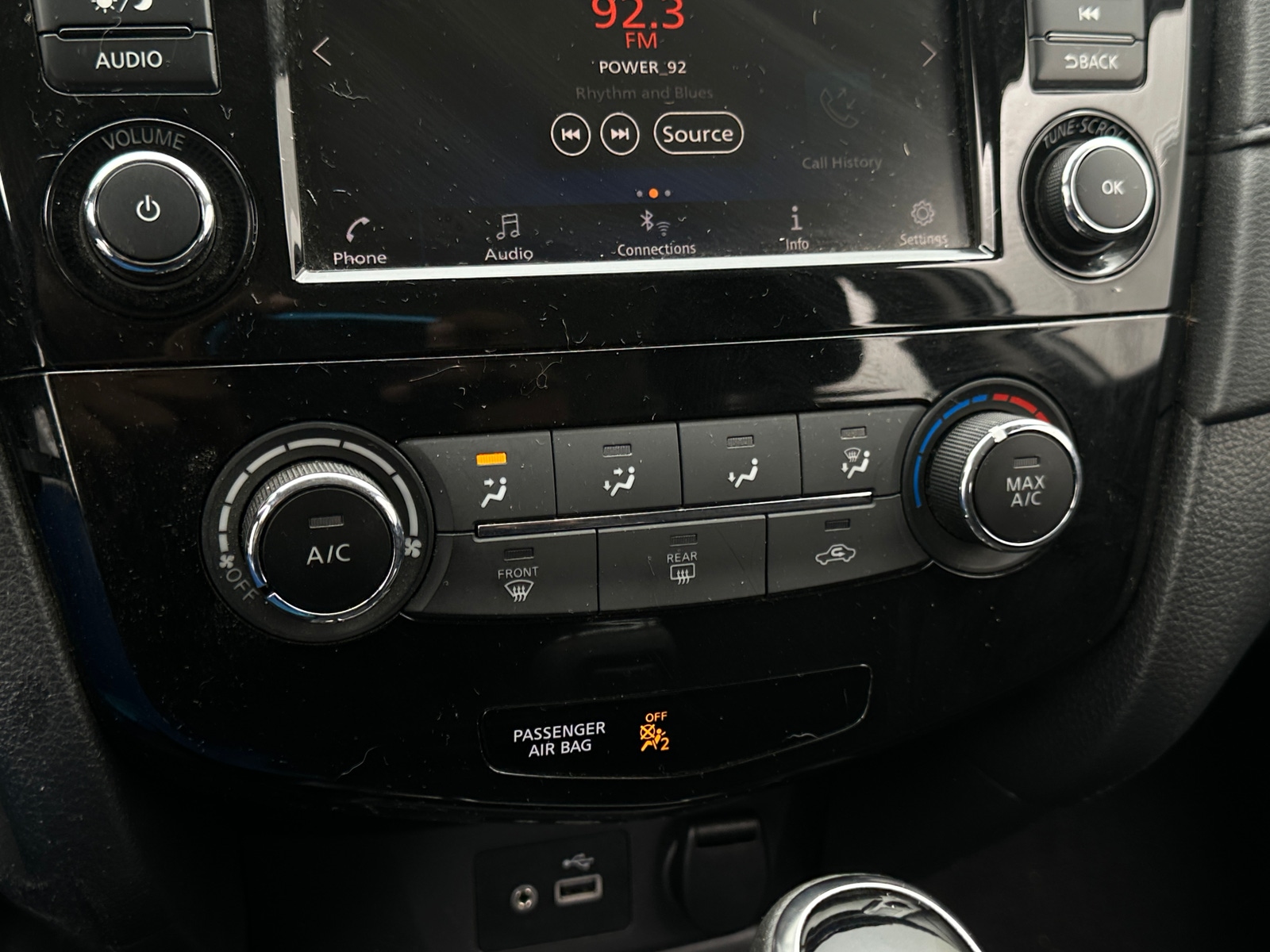 Thumbnail: 2018 Nissan Rogue - 4