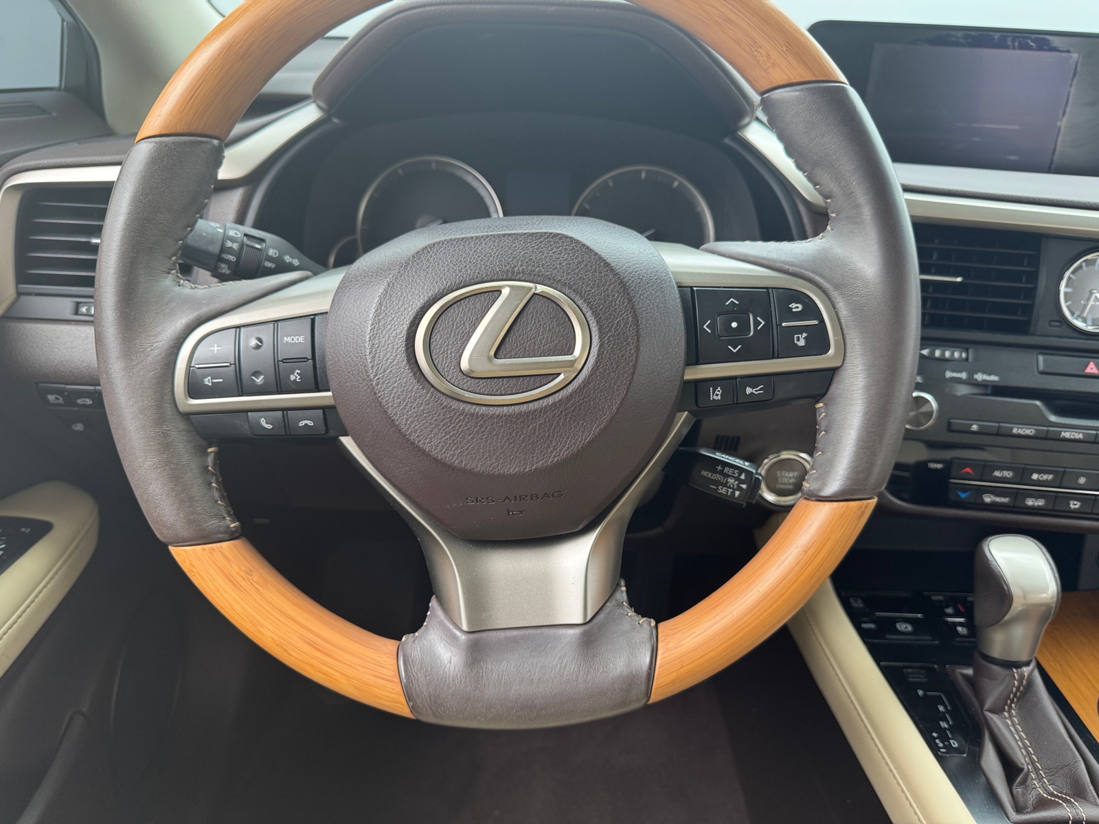 Thumbnail: 2017 Lexus RX - 5