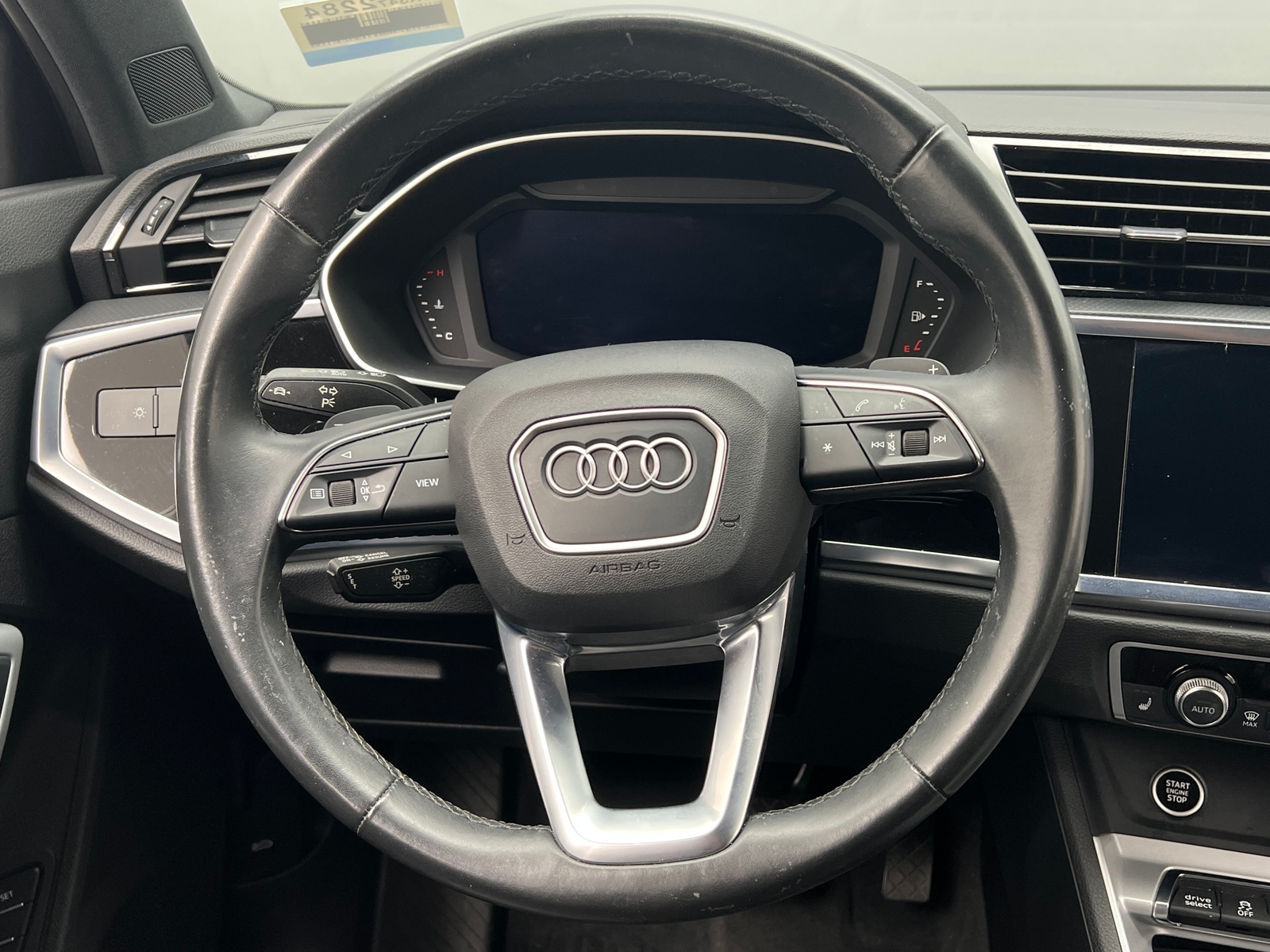 Thumbnail: 2022 Audi Q3 - 4