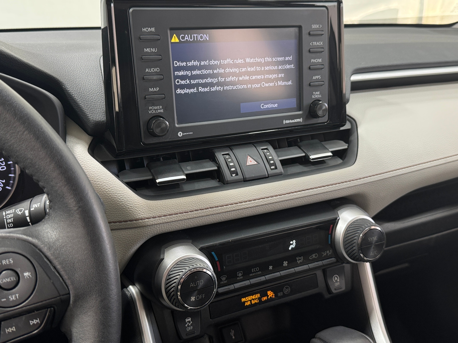 Thumbnail: 2021 Toyota RAV4 - 3