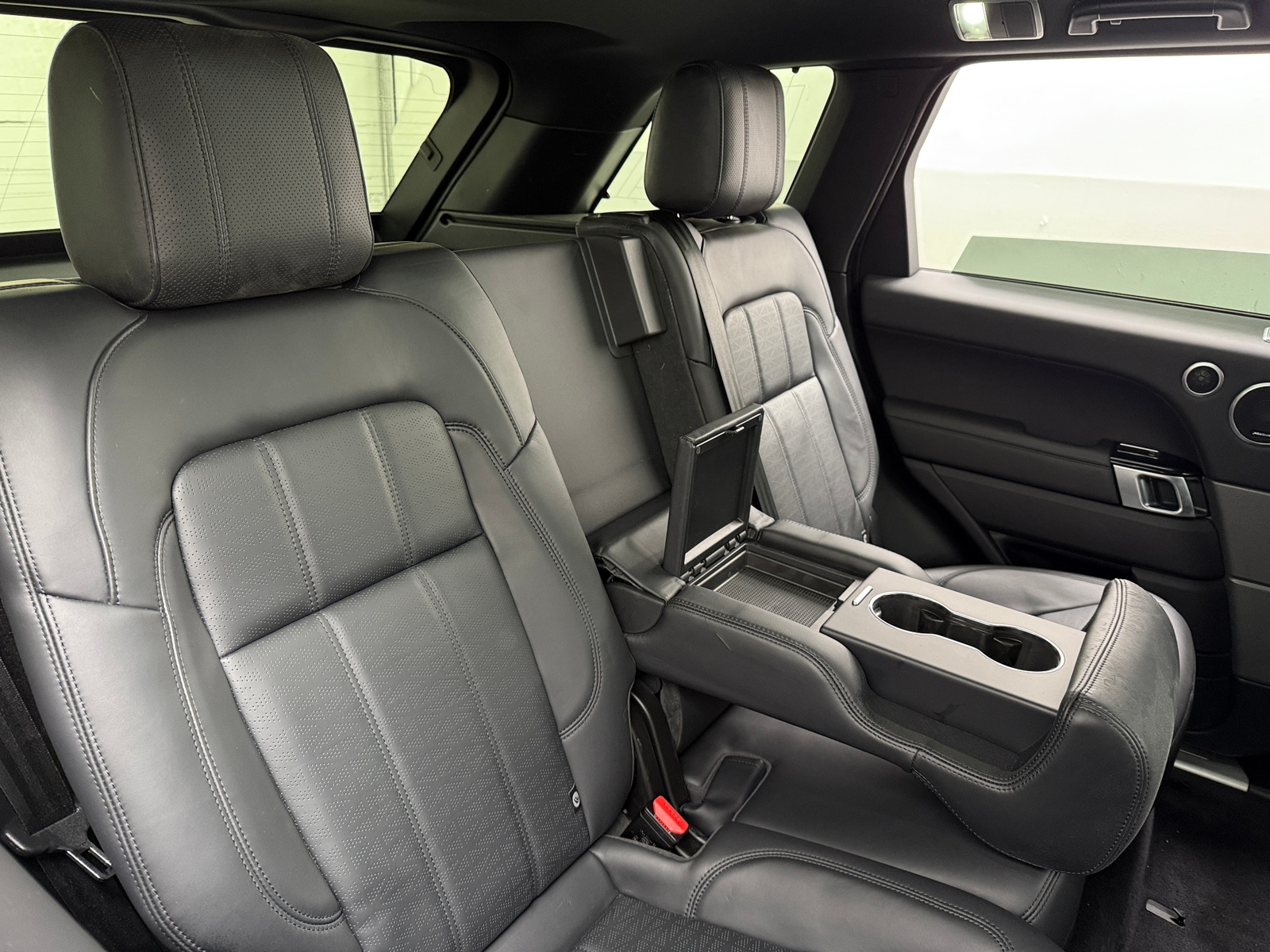 Thumbnail: 2018 Land Rover Range Rover Sport - 5