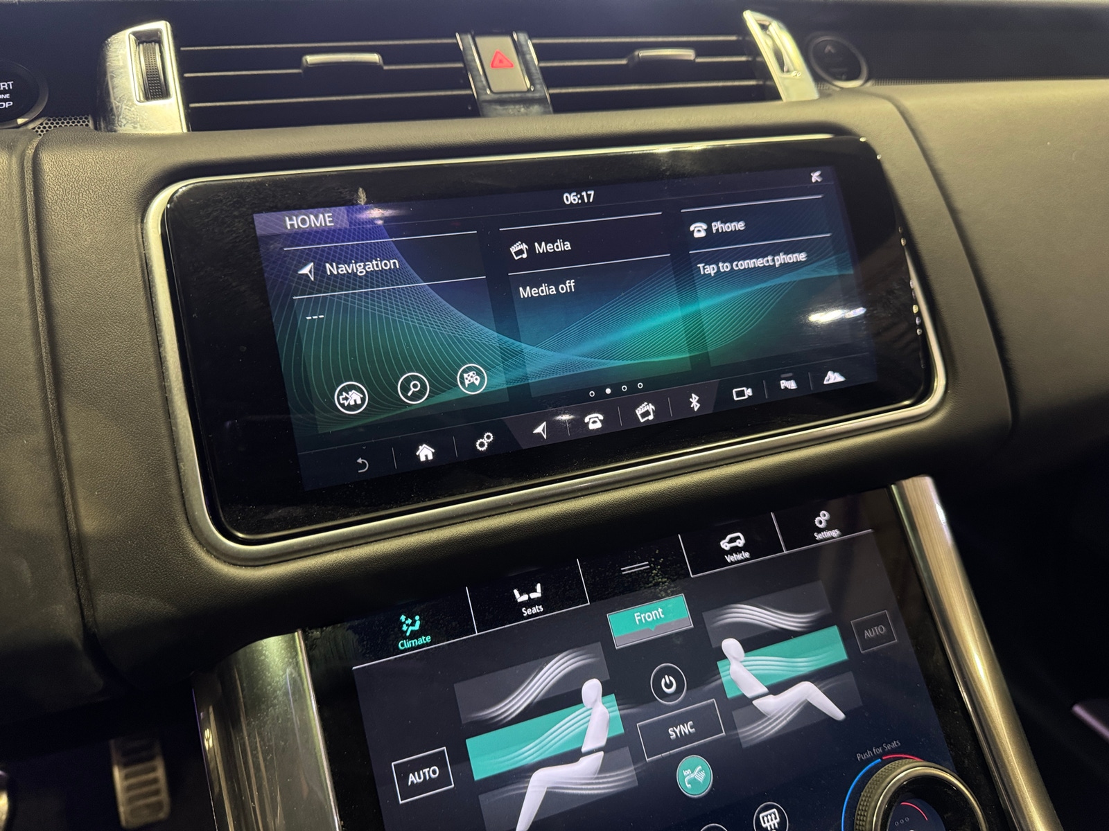 Thumbnail: 2018 Land Rover Range Rover Sport - 3