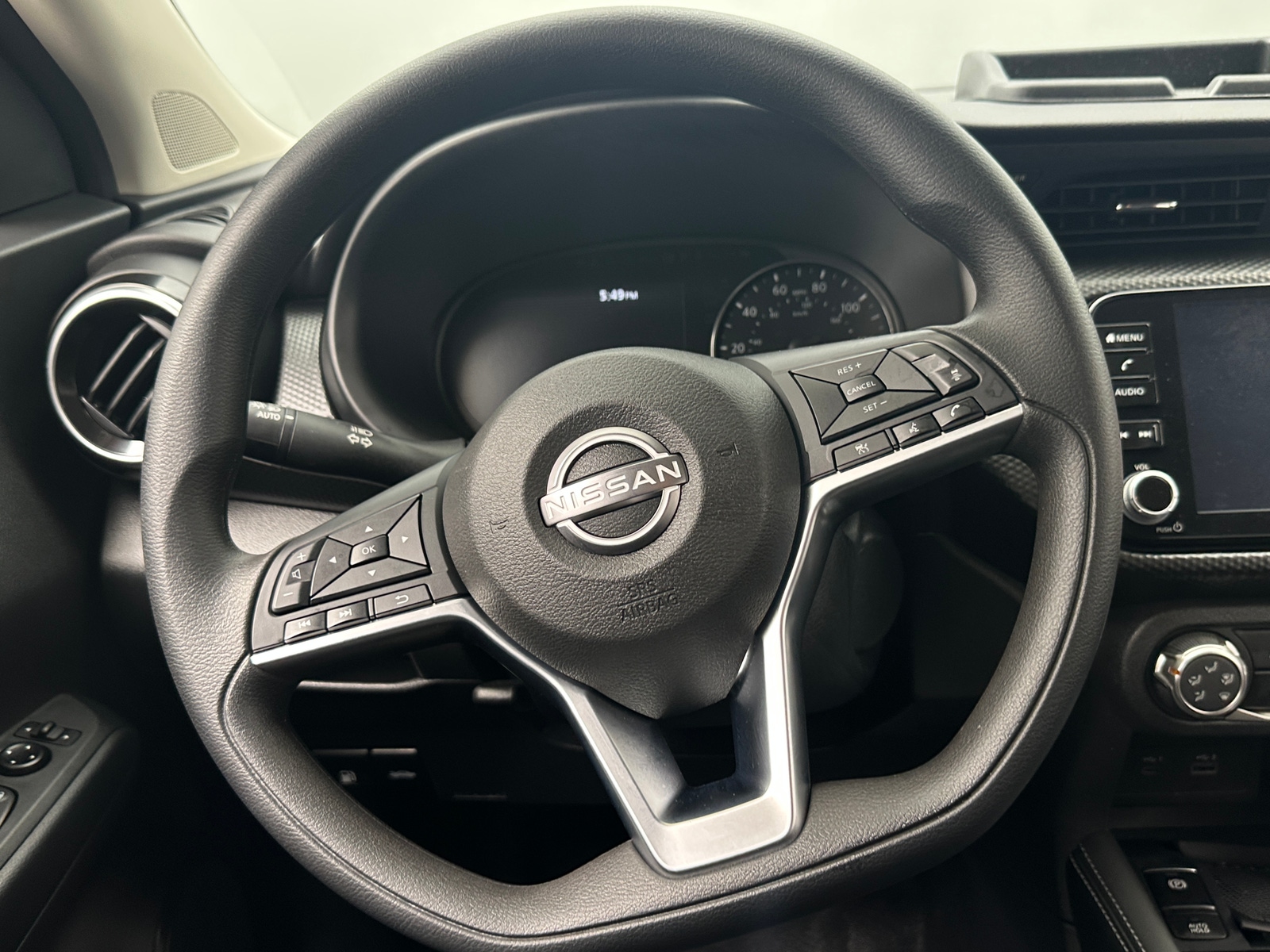 Thumbnail: 2024 Nissan Kicks - 5