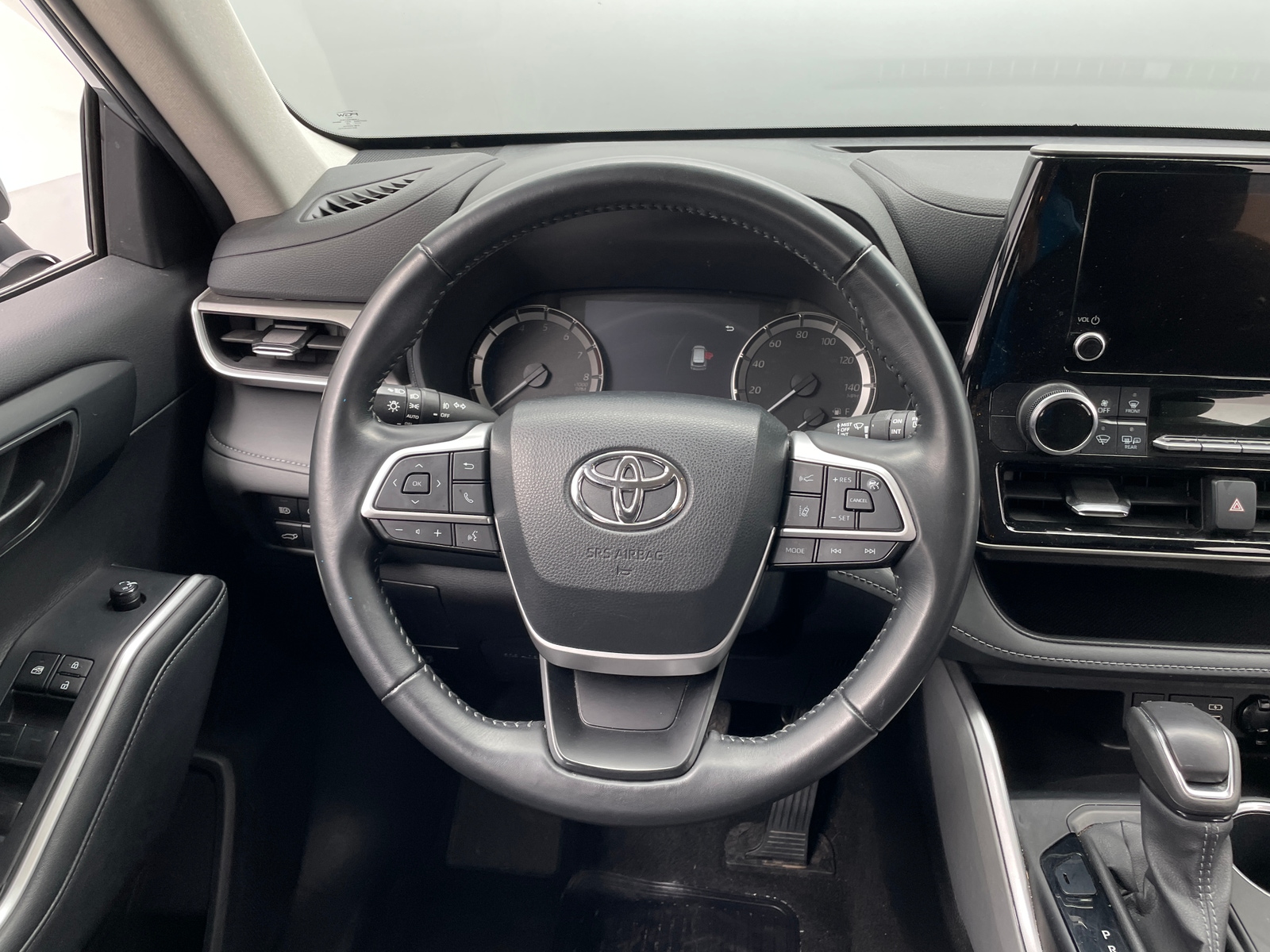 Thumbnail: 2024 Toyota Highlander - 5