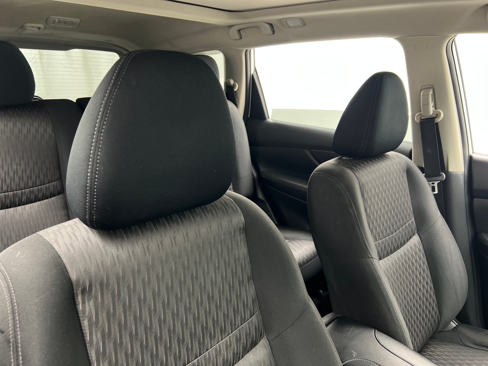 Thumbnail: 2019 Nissan Rogue - 2