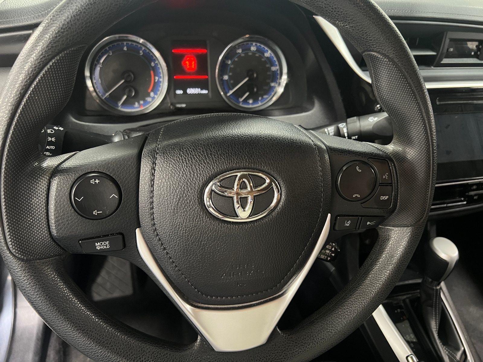 Thumbnail: 2018 Toyota Corolla - 5