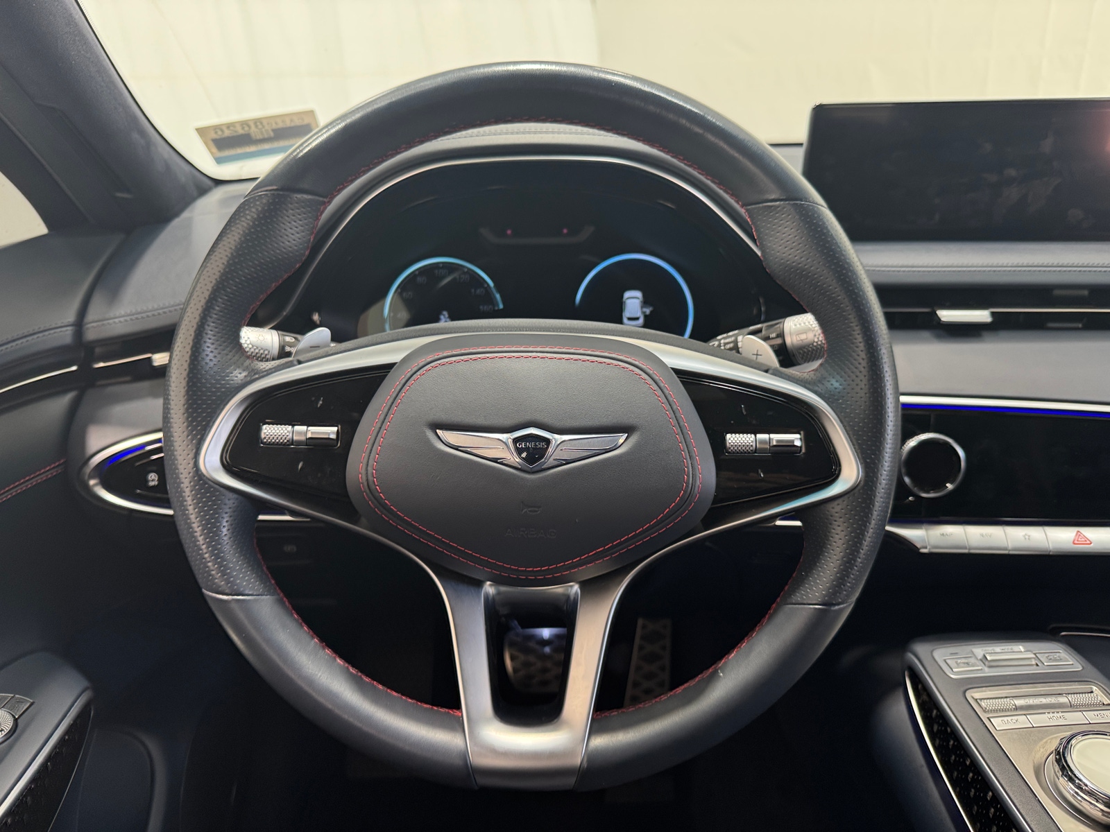 Thumbnail: 2022 Genesis GV70 - 4