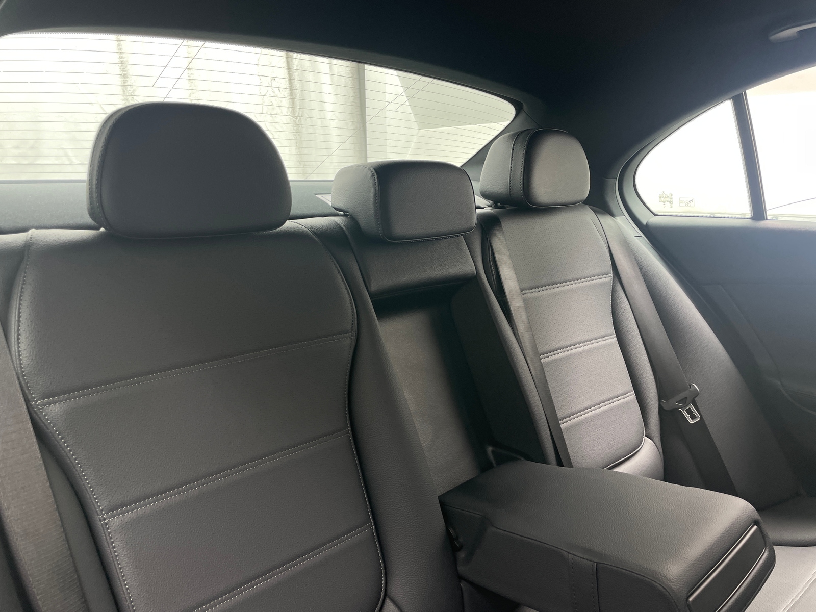 Thumbnail: 2025 Mercedes-Benz C-Class - 5