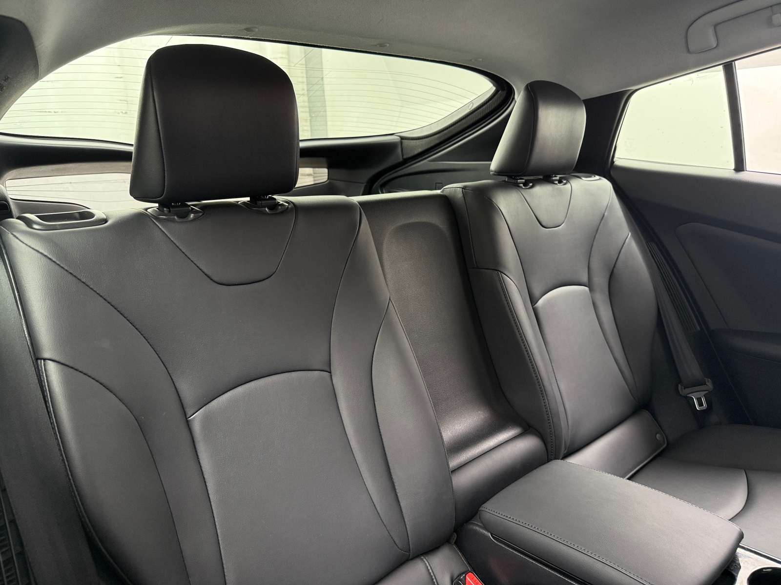 Thumbnail: 2017 Toyota Prius Prime - 6