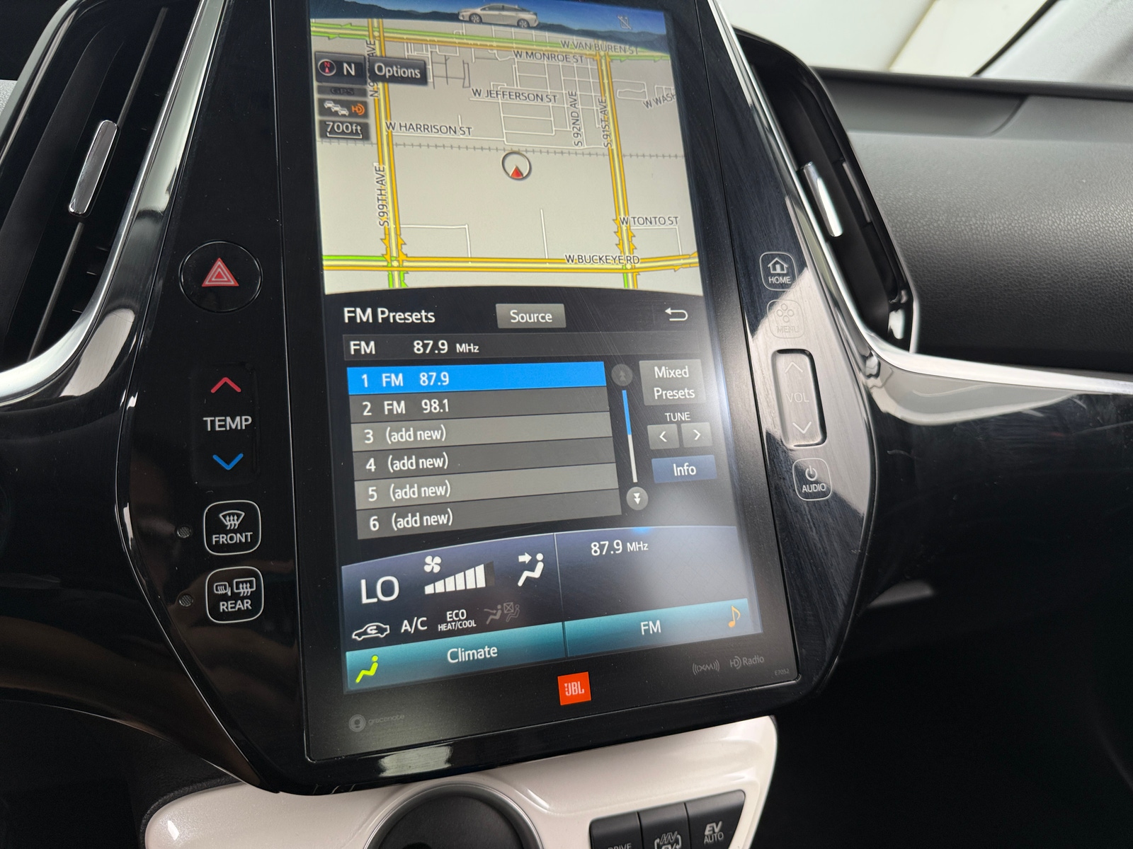 Thumbnail: 2017 Toyota Prius Prime - 4