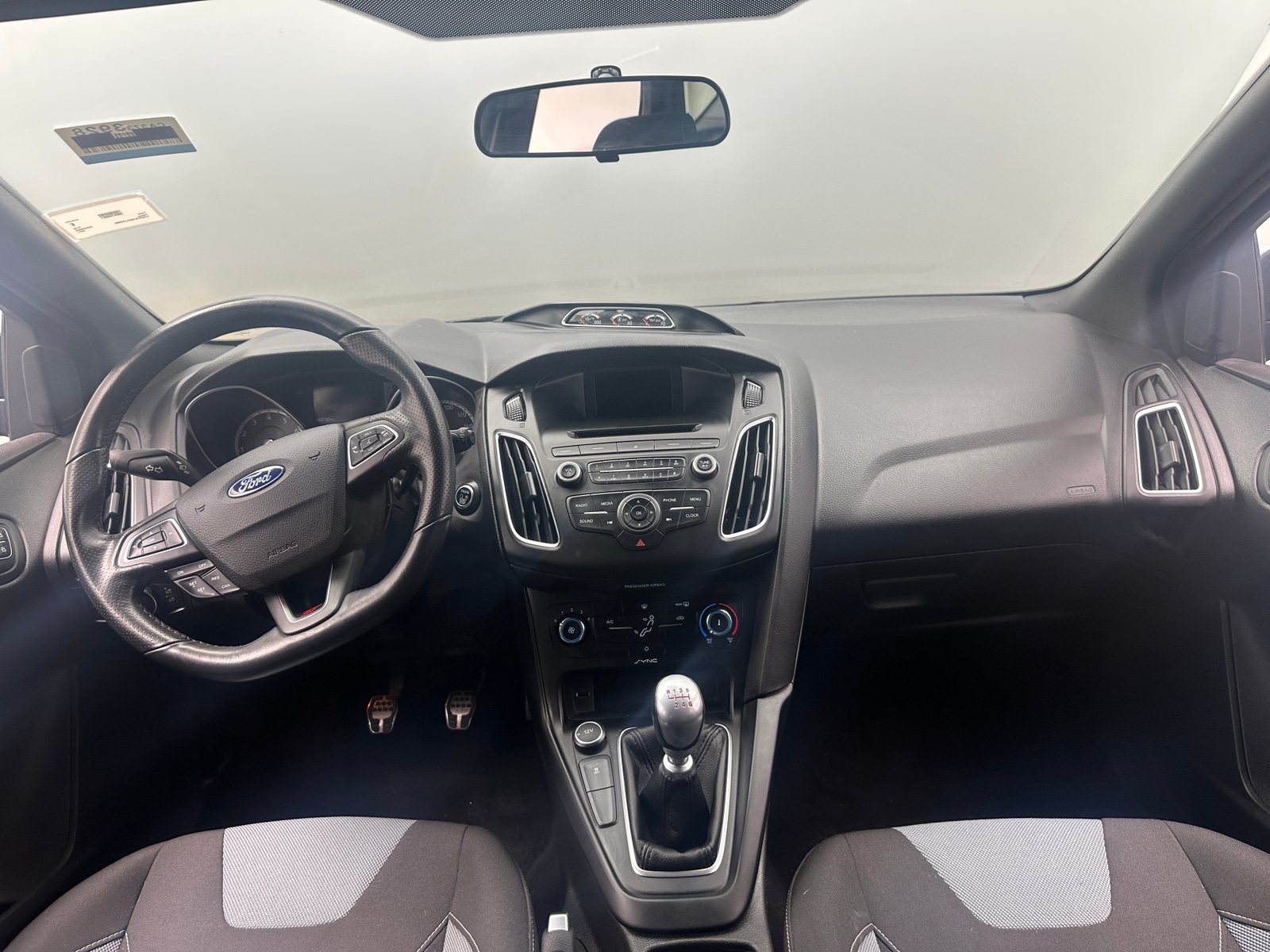 Thumbnail: 2017 Ford Focus - 3