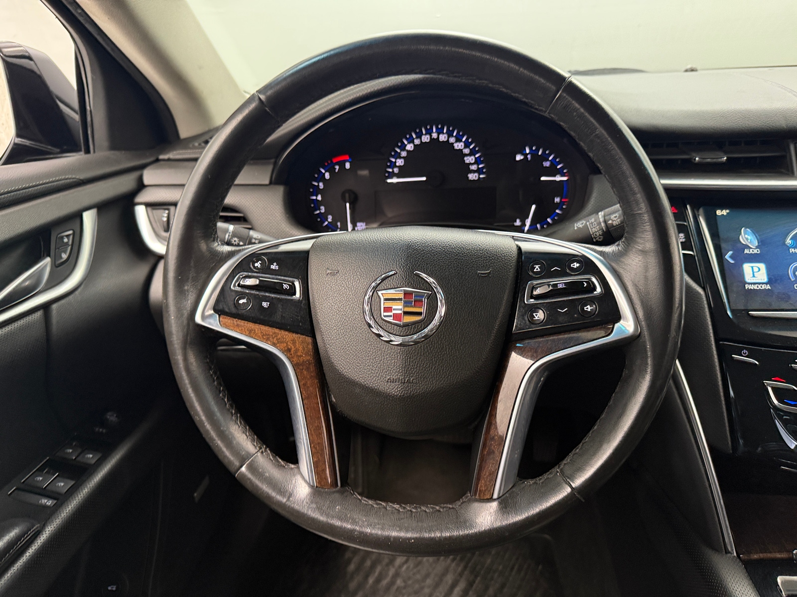 Thumbnail: 2013 Cadillac XTS - 4