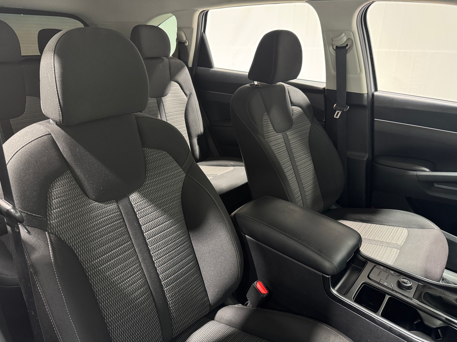 Thumbnail: 2023 Kia Sorento - 2