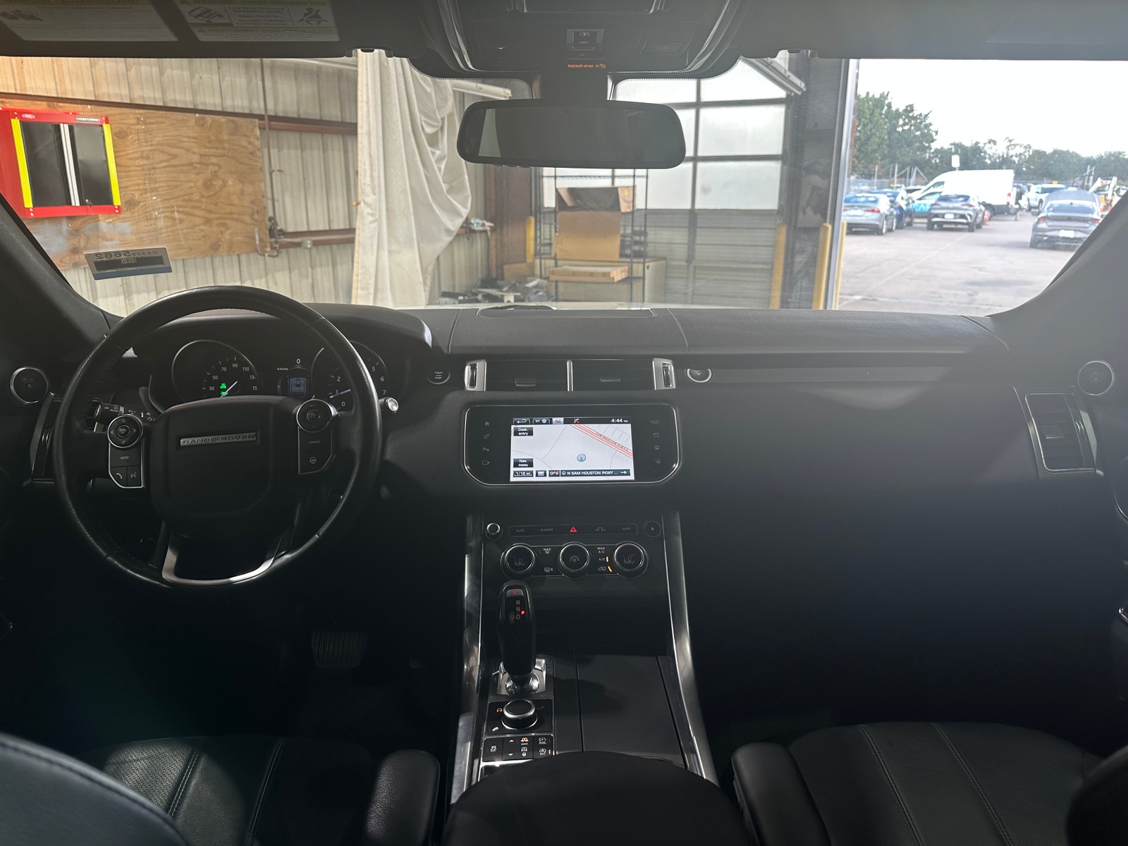 Thumbnail: 2016 Land Rover Range Rover Sport - 2