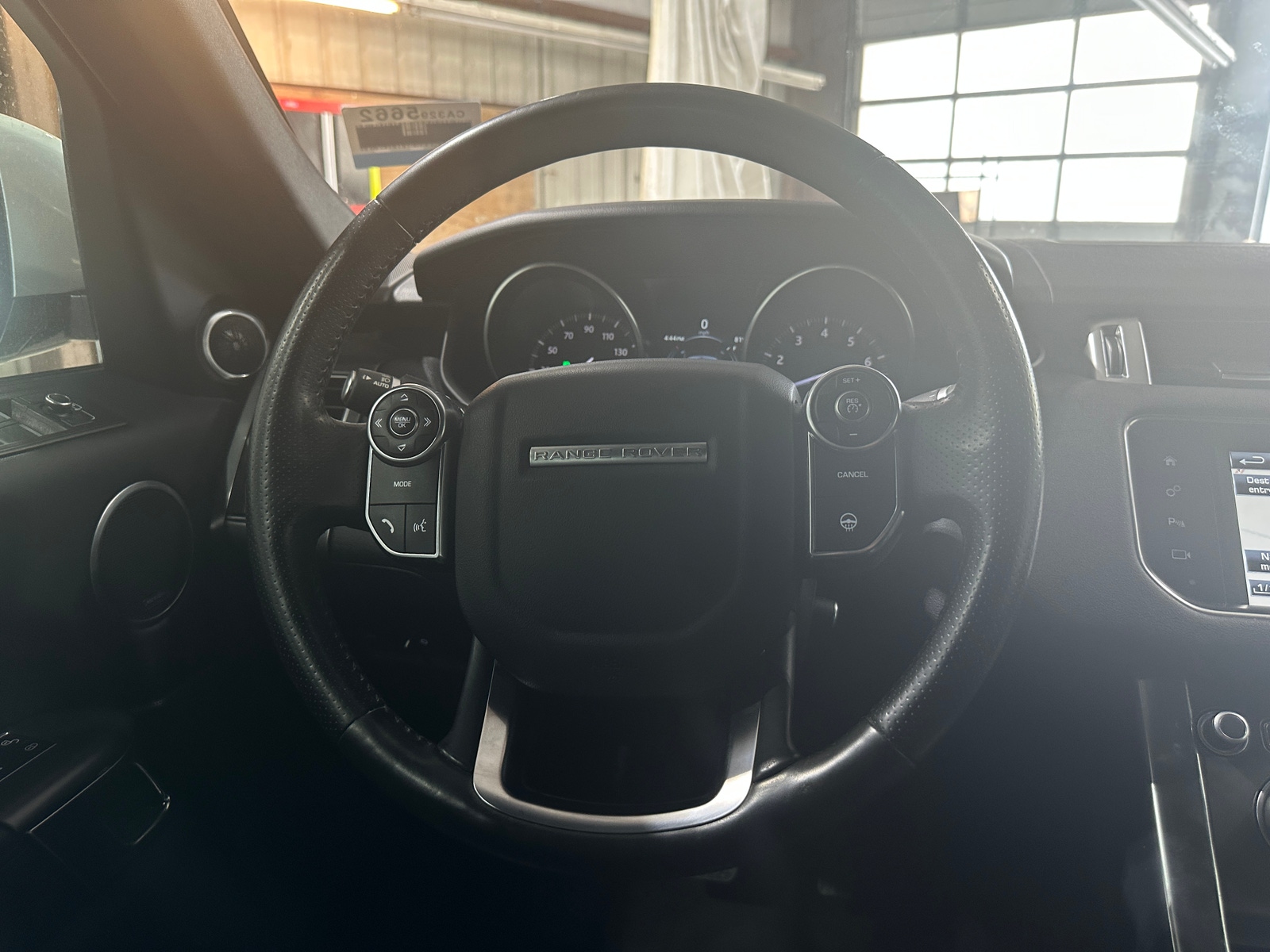 Thumbnail: 2016 Land Rover Range Rover Sport - 4