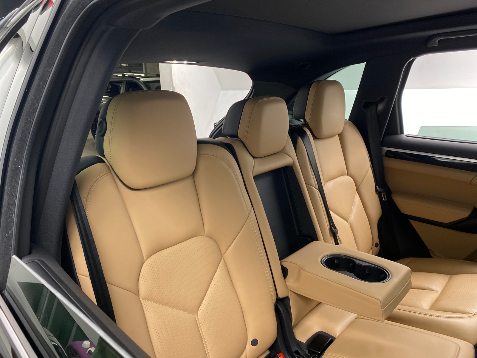 Thumbnail: 2016 Porsche Cayenne - 5