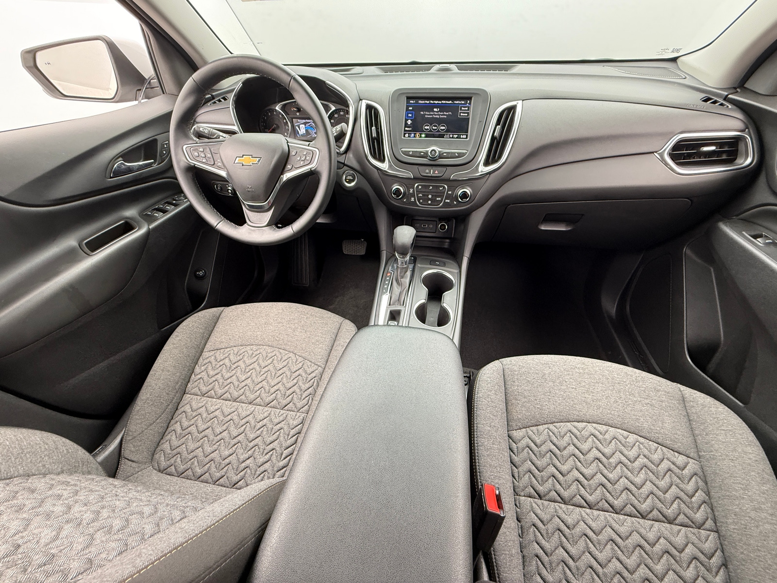 Thumbnail: 2024 Chevrolet Equinox - 3