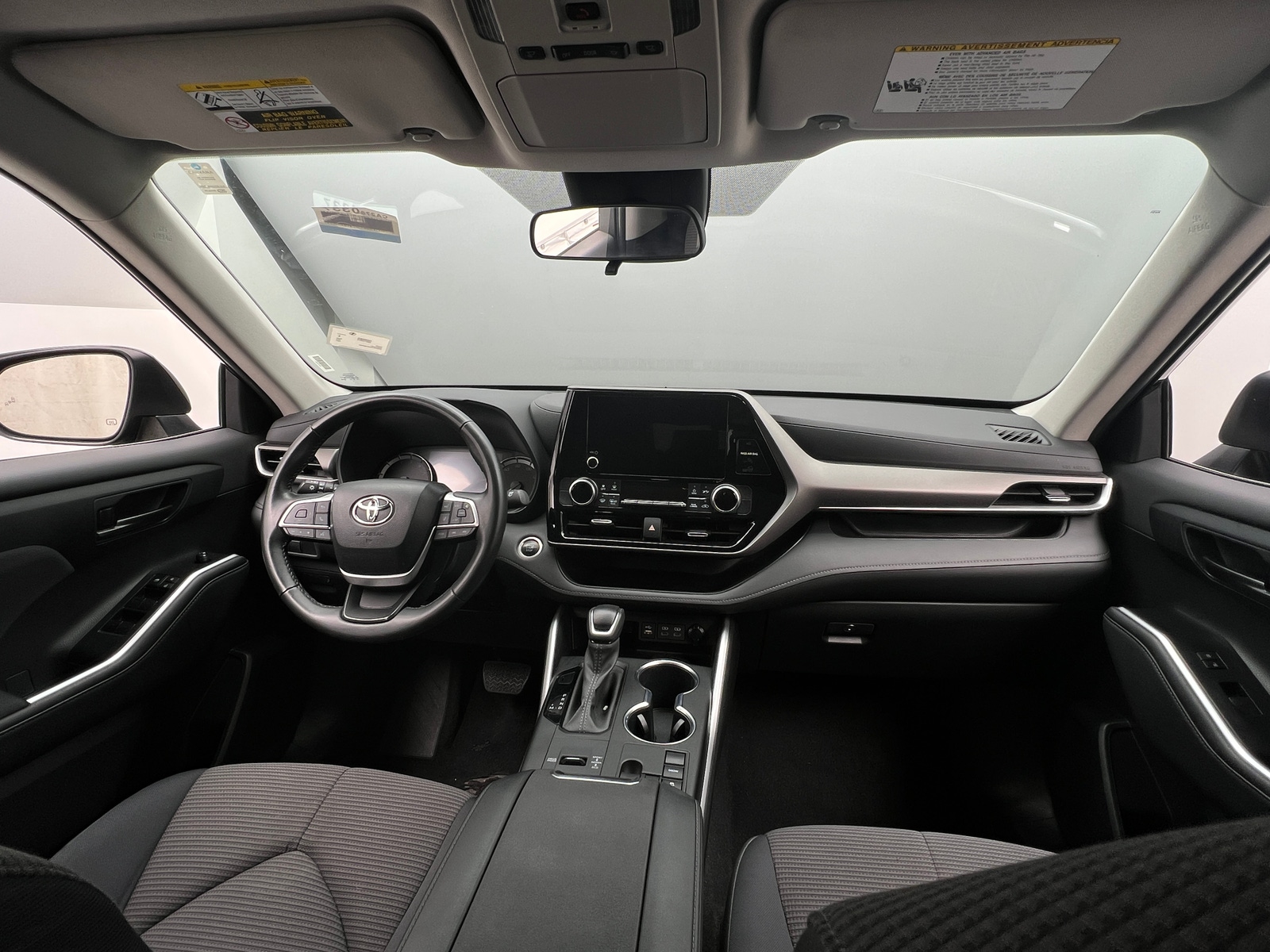 Thumbnail: 2024 Toyota Highlander - 3