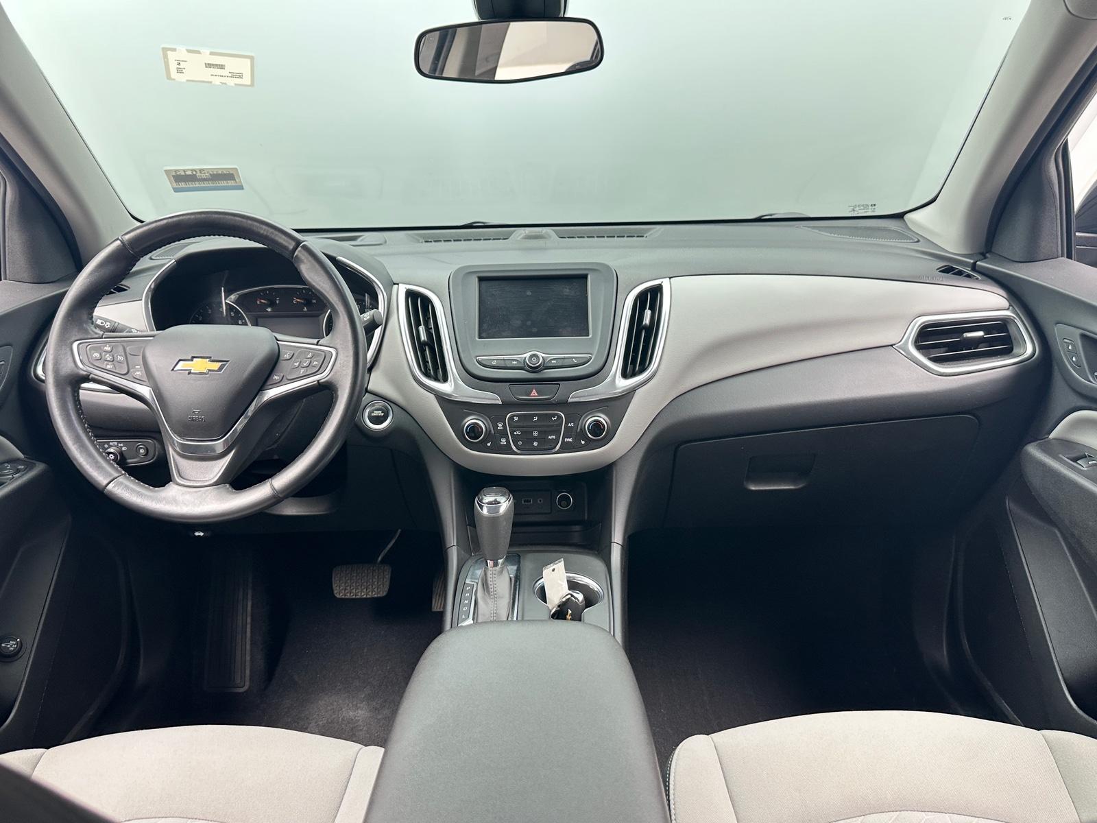 Thumbnail: 2020 Chevrolet Equinox - 3
