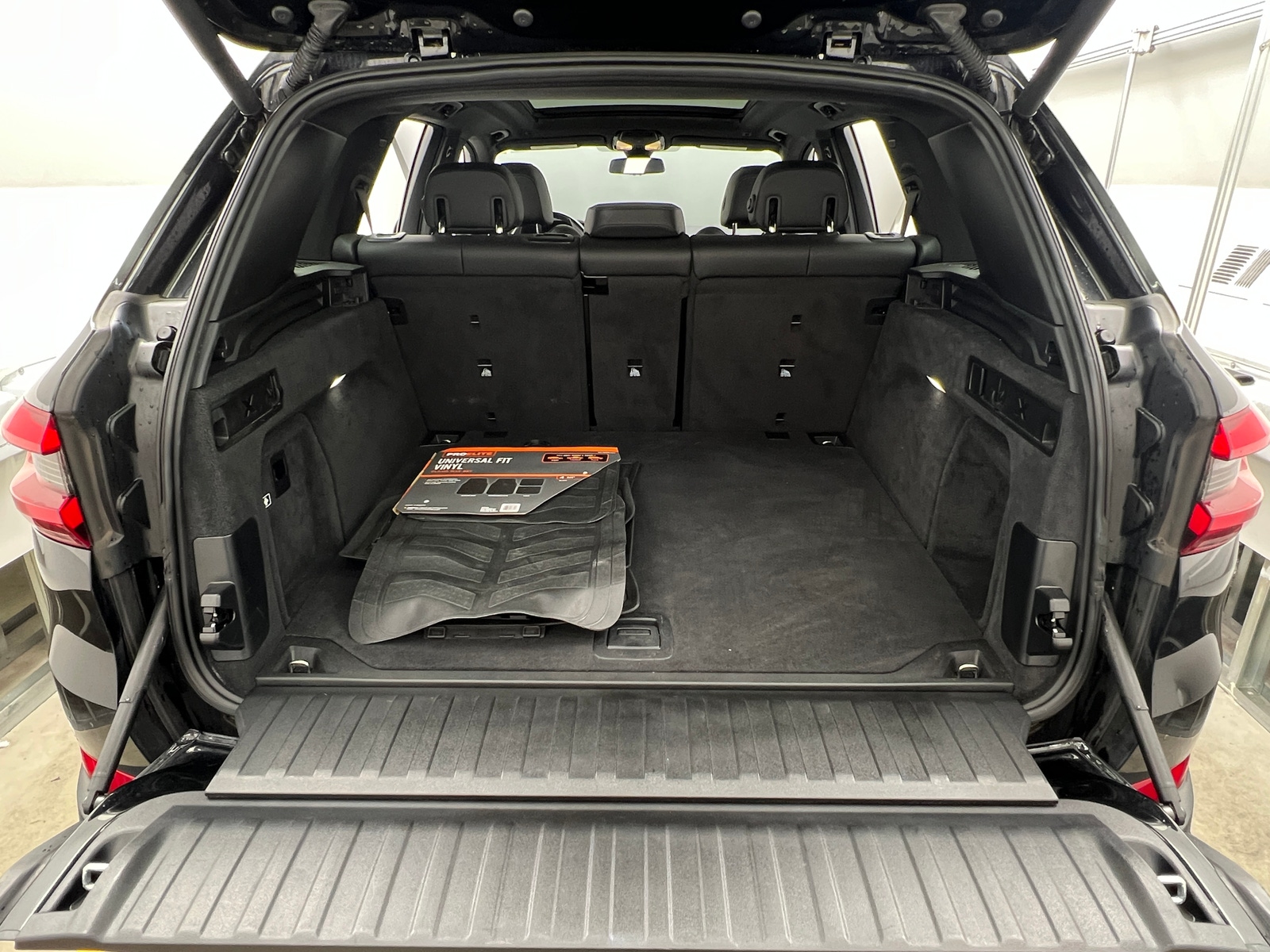 Thumbnail: 2023 BMW X5 - 6