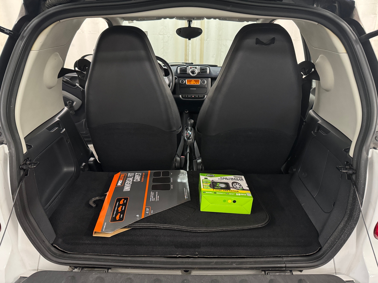 Thumbnail: 2013 smart fortwo - 6
